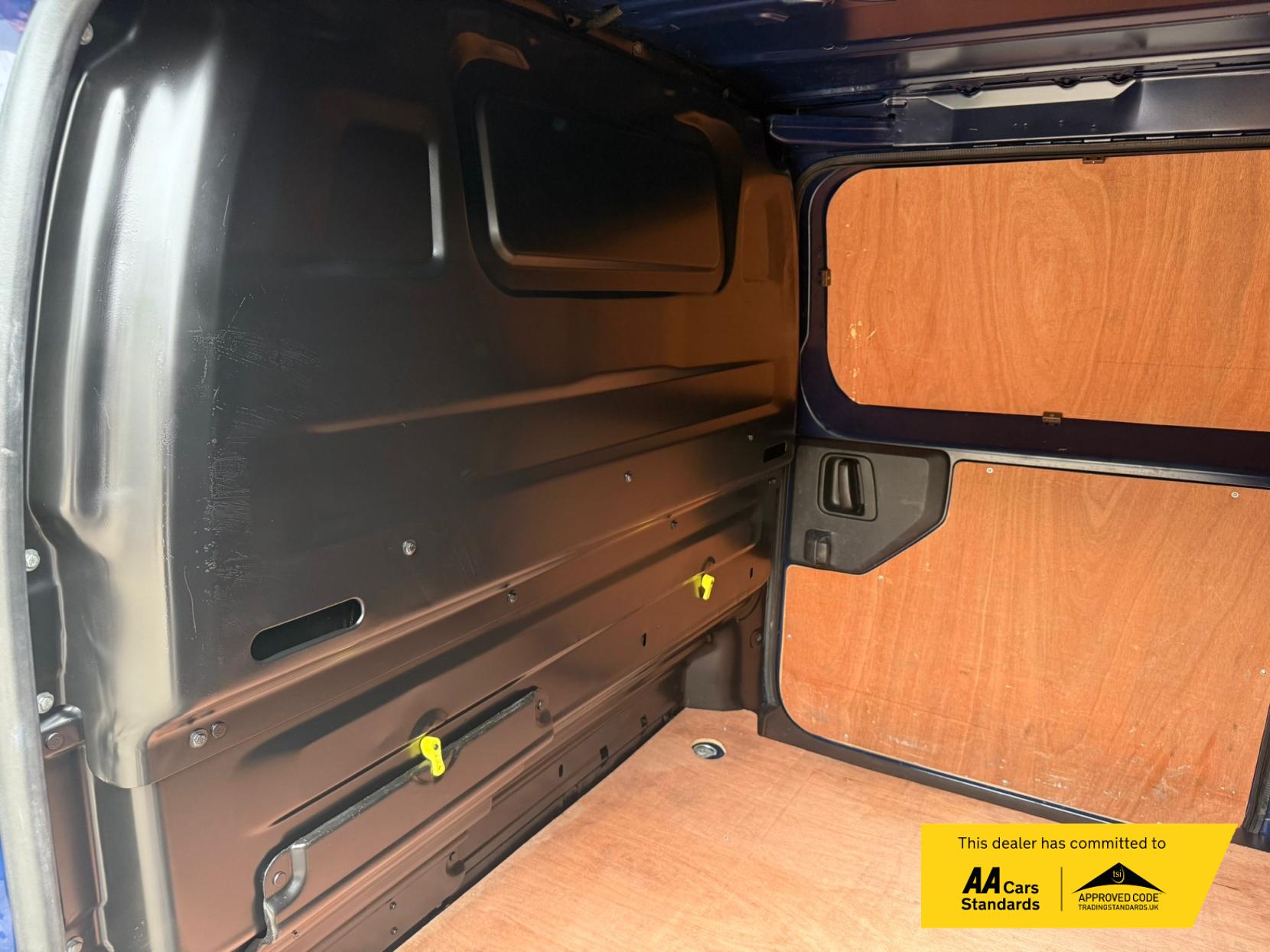Peugeot Expert 1.6 BlueHDi 1000 Professional Standard Panel Van 6dr Diesel Manual MWB Euro 6 (95 ps)