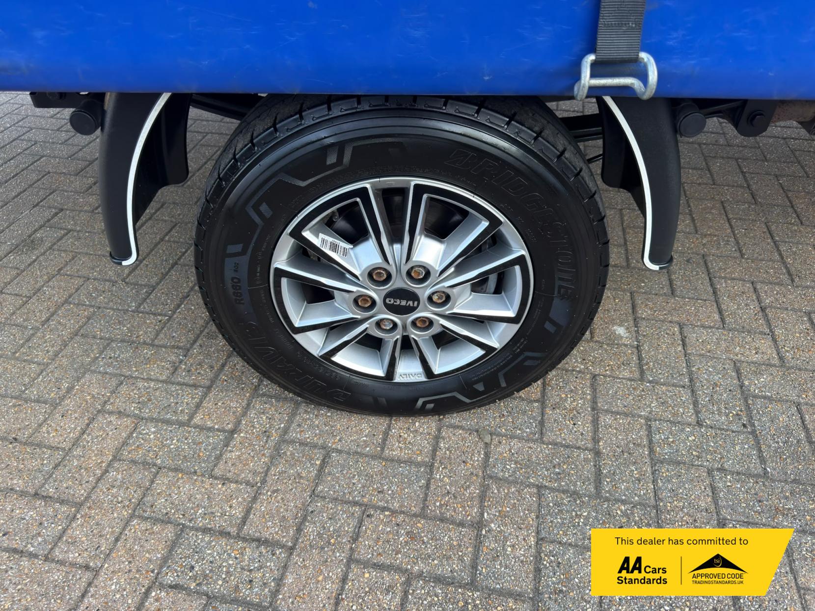 2025 Iveco Daily 2.3D HPI 14V 35S 3450 Curtain Side Luton 2dr Diesel Manual Euro 6 (136 ps) - Thumbnail 48