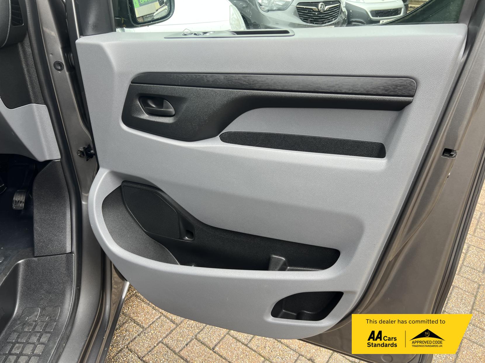 Vauxhall Vivaro 1.5 Turbo D 2700 Sportive Panel Van 5dr Diesel Manual L1 H1 Euro 6 (s/s) (120 ps)