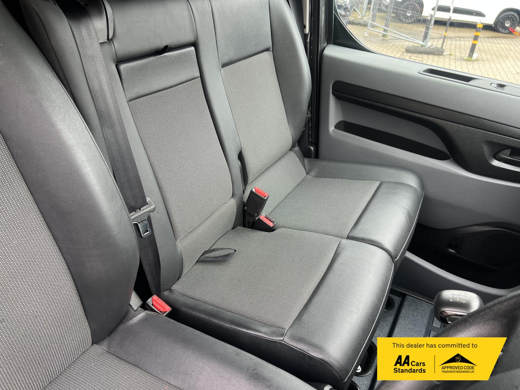 Vauxhall Vivaro 1.5 Turbo D 2700 Sportive Panel Van 5dr Diesel Manual L1 H1 Euro 6 (s/s) (120 ps)