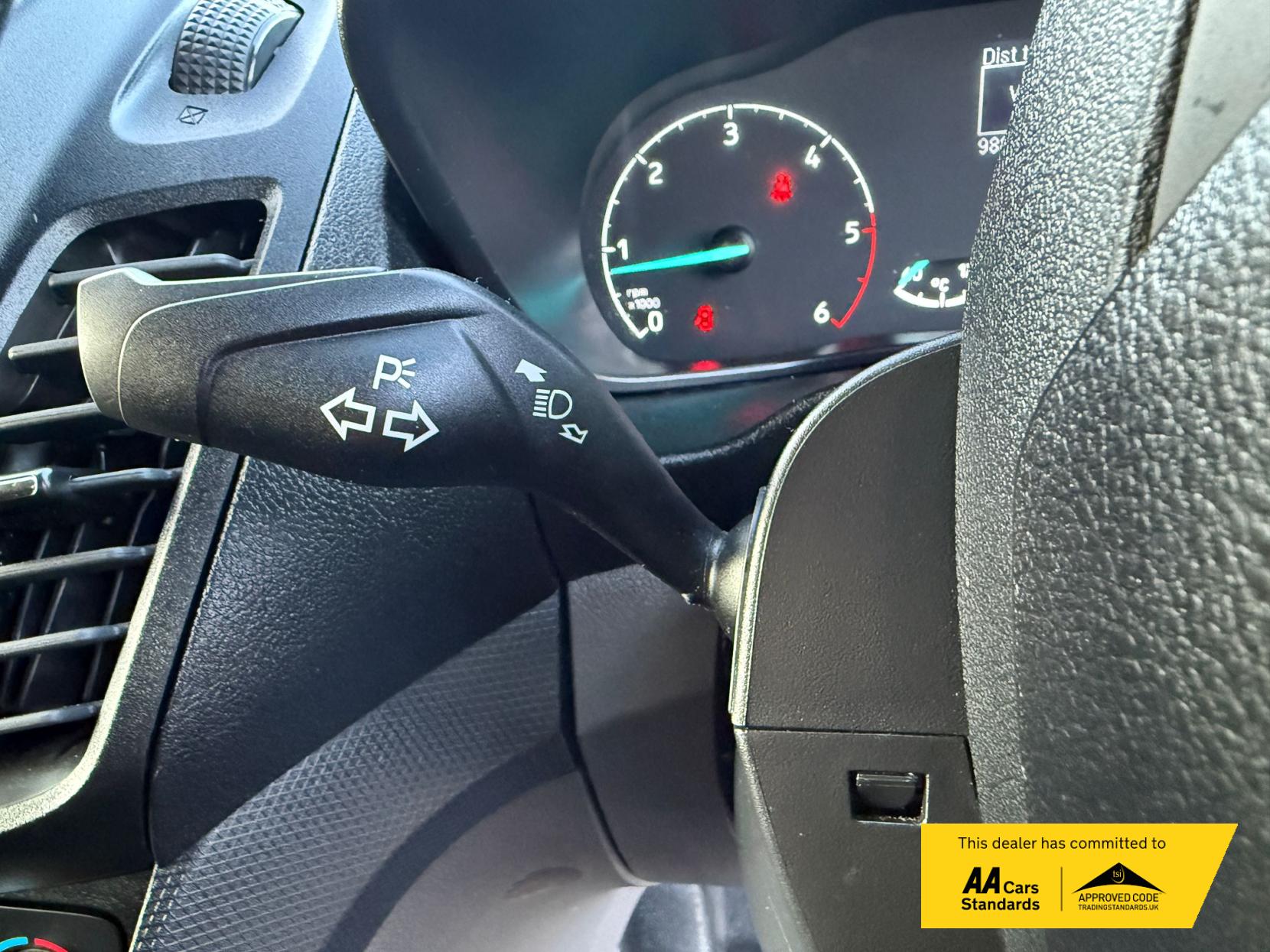 Ford Transit Connect 1.5 230 EcoBlue Leader Crew Van Double Cab 6dr Diesel Manual L2 Euro 6 (s/s) (100 ps)