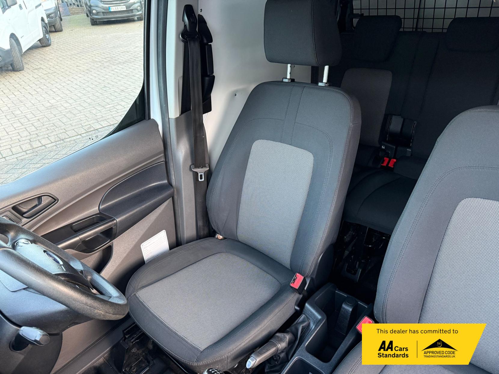 Ford Transit Connect 1.5 230 EcoBlue Leader Crew Van Double Cab 6dr Diesel Manual L2 Euro 6 (s/s) (100 ps)