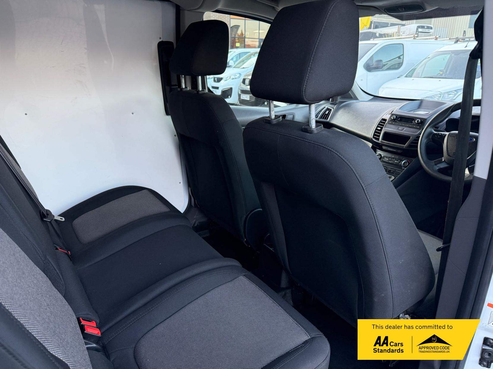 Ford Transit Connect 1.5 230 EcoBlue Leader Crew Van Double Cab 6dr Diesel Manual L2 Euro 6 (s/s) (100 ps)