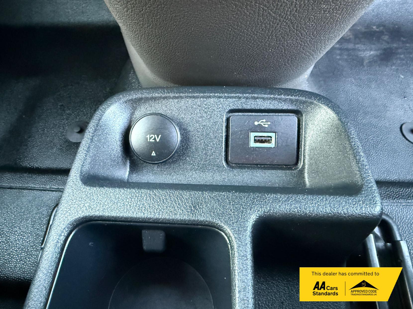 Ford Transit Connect 1.5 230 EcoBlue Leader Crew Van Double Cab 6dr Diesel Manual L2 Euro 6 (s/s) (100 ps)