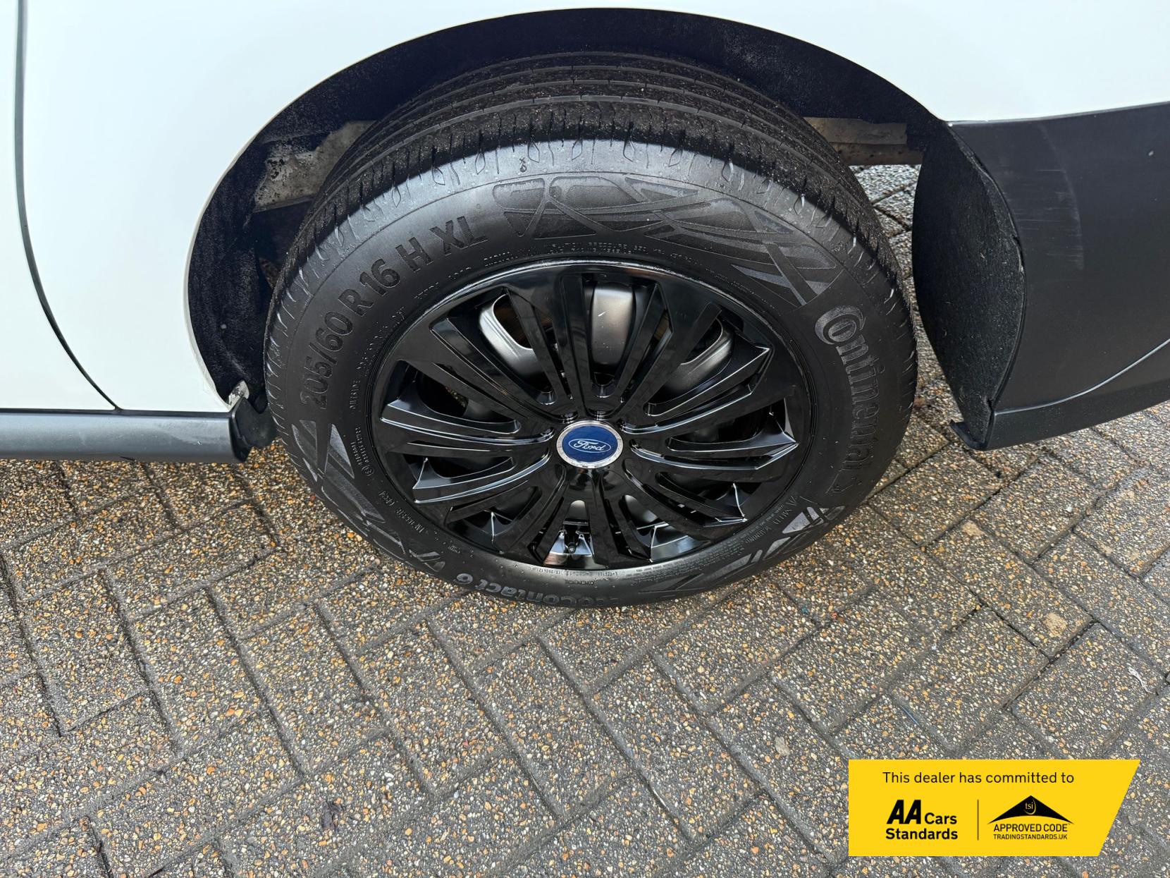 Ford Transit Connect 1.5 230 EcoBlue Leader Crew Van Double Cab 6dr Diesel Manual L2 Euro 6 (s/s) (100 ps)