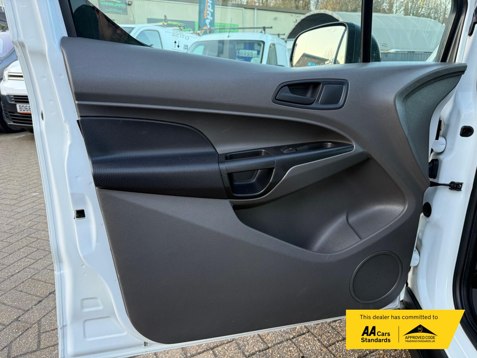 Ford Transit Connect 1.5 230 EcoBlue Leader Crew Van Double Cab 6dr Diesel Manual L2 Euro 6 (s/s) (100 ps)