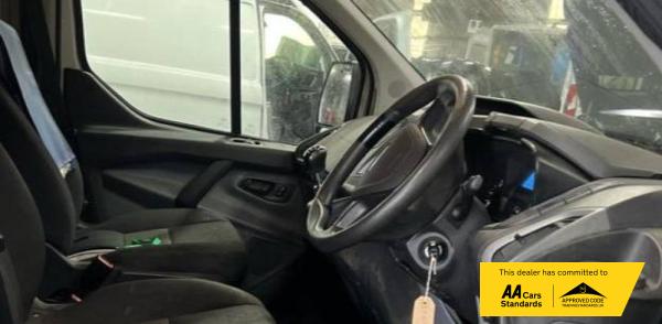 Ford Transit Custom 2.2 TDCi 310 ECOnetic Panel Van 5dr Diesel Manual L1 H1 (162 g/km, 98 bhp)