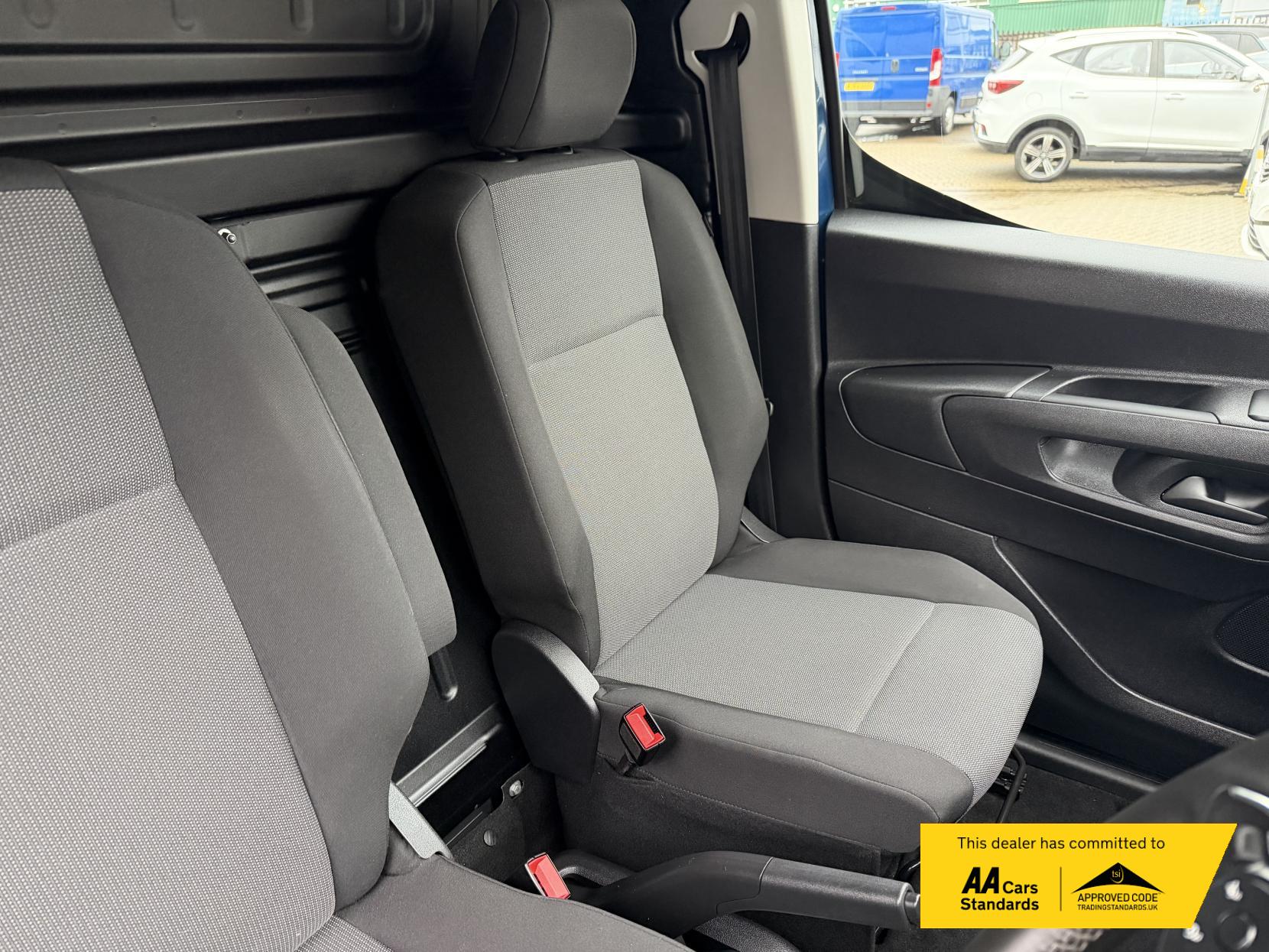 Vauxhall Combo 1.5 Turbo D 2000 Sportive Panel Van 4dr Diesel Auto L1 H1 Euro 6 (s/s) (130 ps)