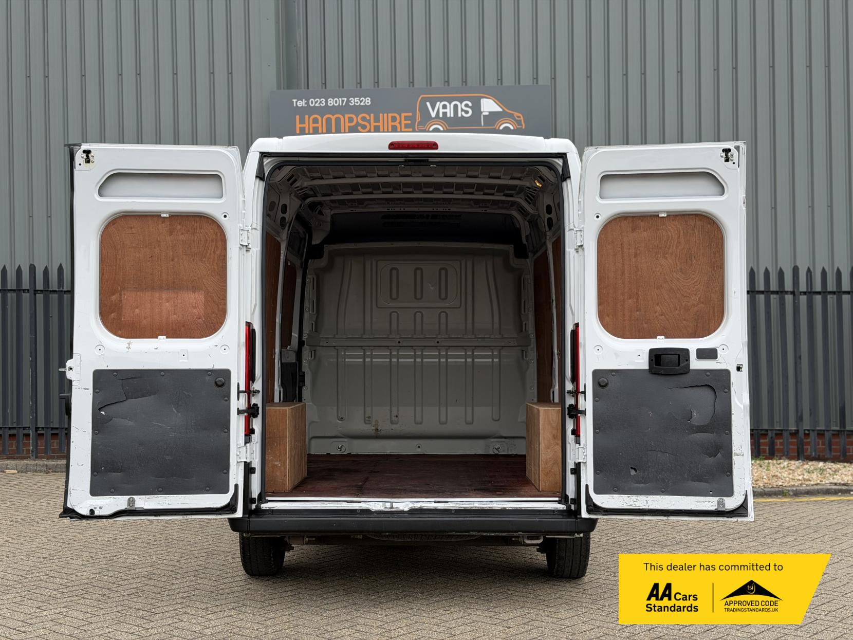 2023 Vauxhall Movano 2.2 CDTi 3500 BiTurbo Dynamic Panel Van 5dr Diesel Manual FWD L2 H2 Euro 6 (s/s) (140 ps) - Thumbnail 16