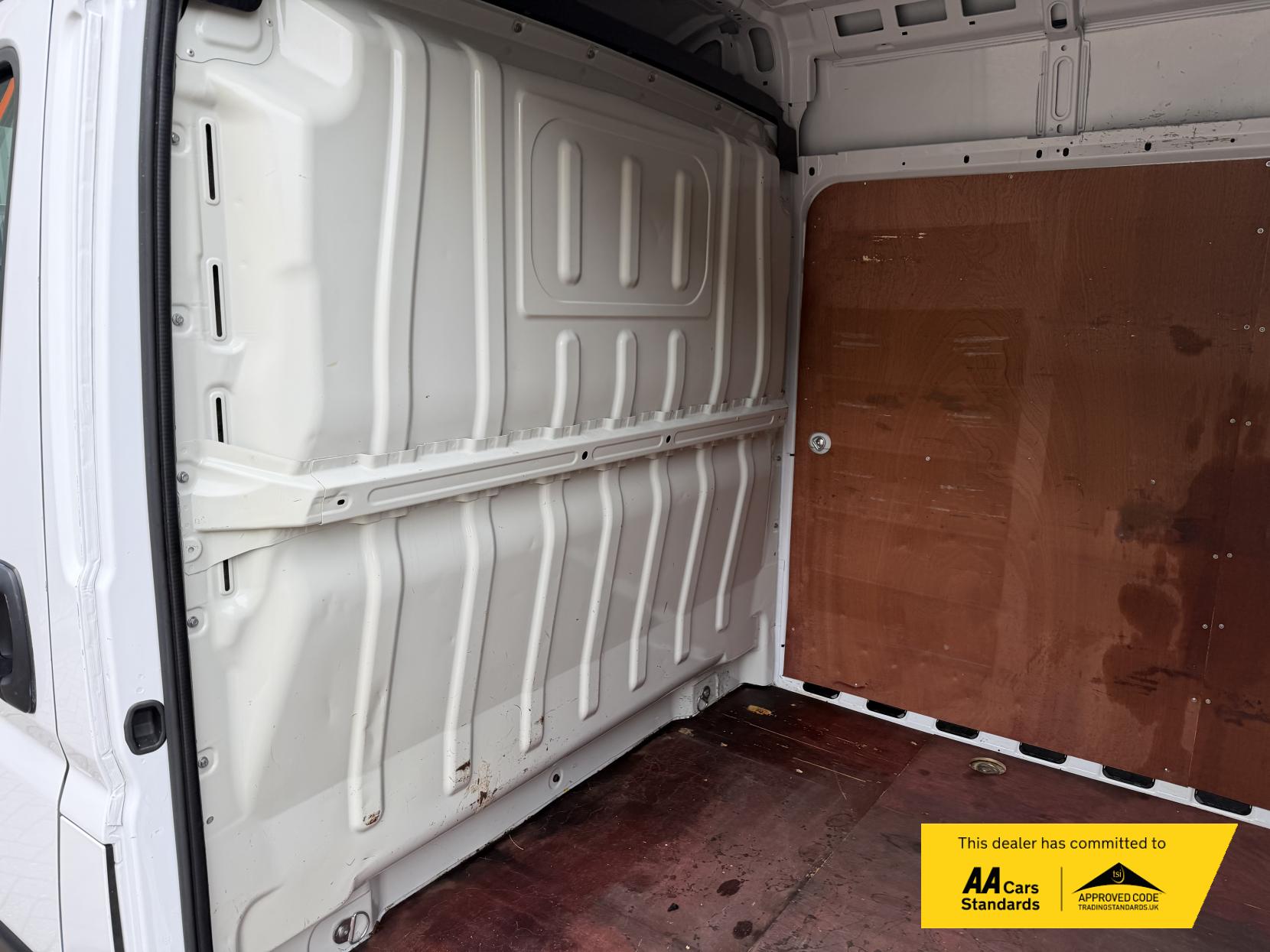 2023 Vauxhall Movano 2.2 CDTi 3500 BiTurbo Dynamic Panel Van 5dr Diesel Manual FWD L2 H2 Euro 6 (s/s) (140 ps) - Thumbnail 20