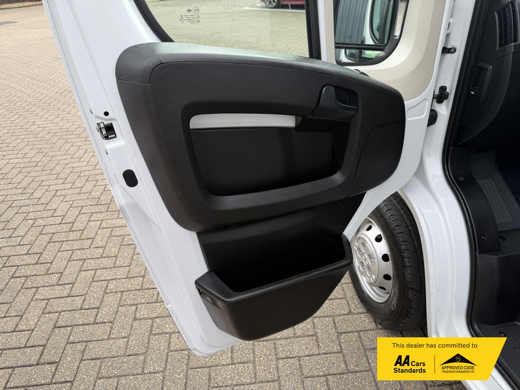 2023 Vauxhall Movano 2.2 CDTi 3500 BiTurbo Dynamic Panel Van 5dr Diesel Manual FWD L2 H2 Euro 6 (s/s) (140 ps) - Thumbnail 22