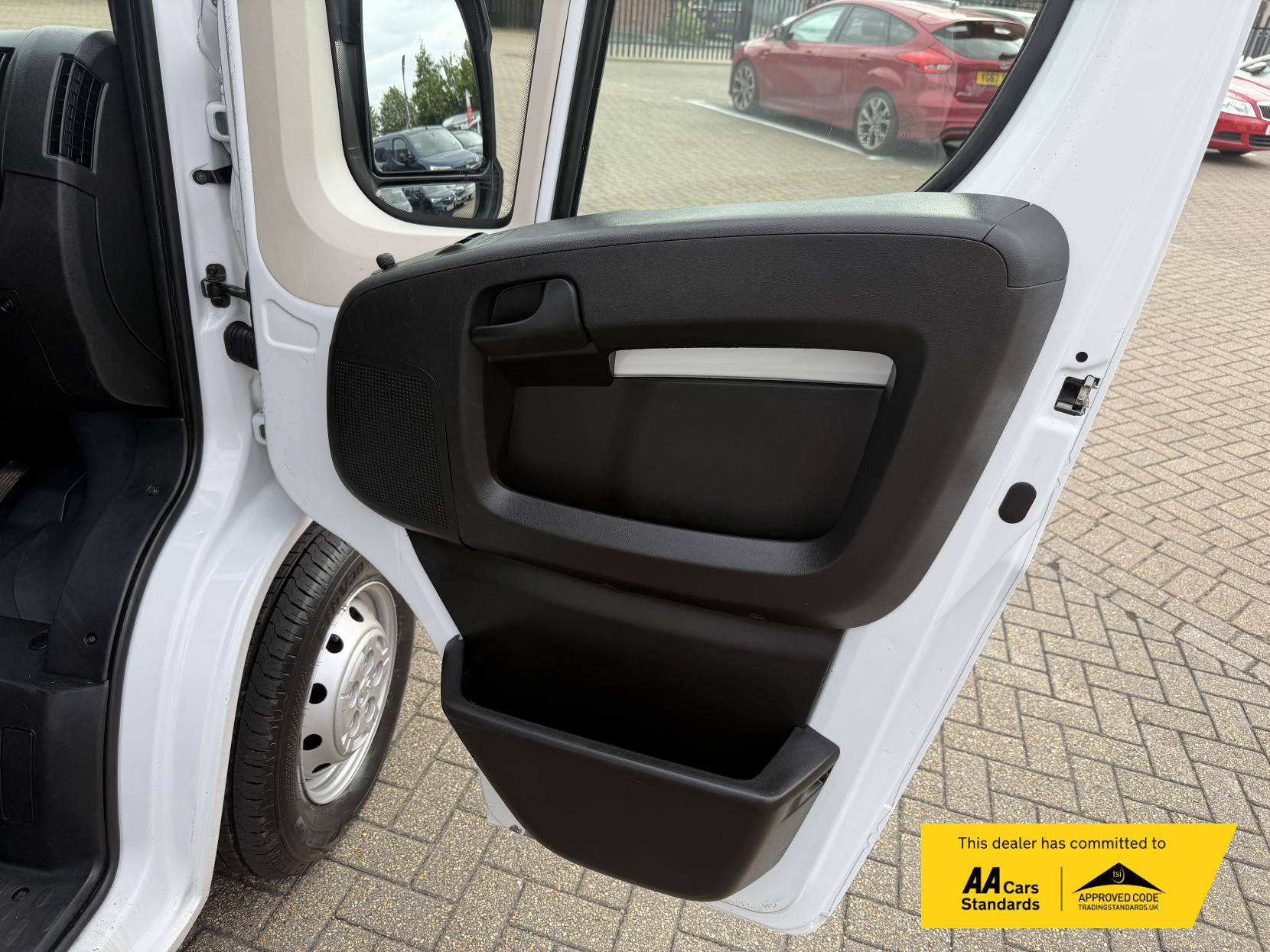 2023 Vauxhall Movano 2.2 CDTi 3500 BiTurbo Dynamic Panel Van 5dr Diesel Manual FWD L2 H2 Euro 6 (s/s) (140 ps) - Thumbnail 41