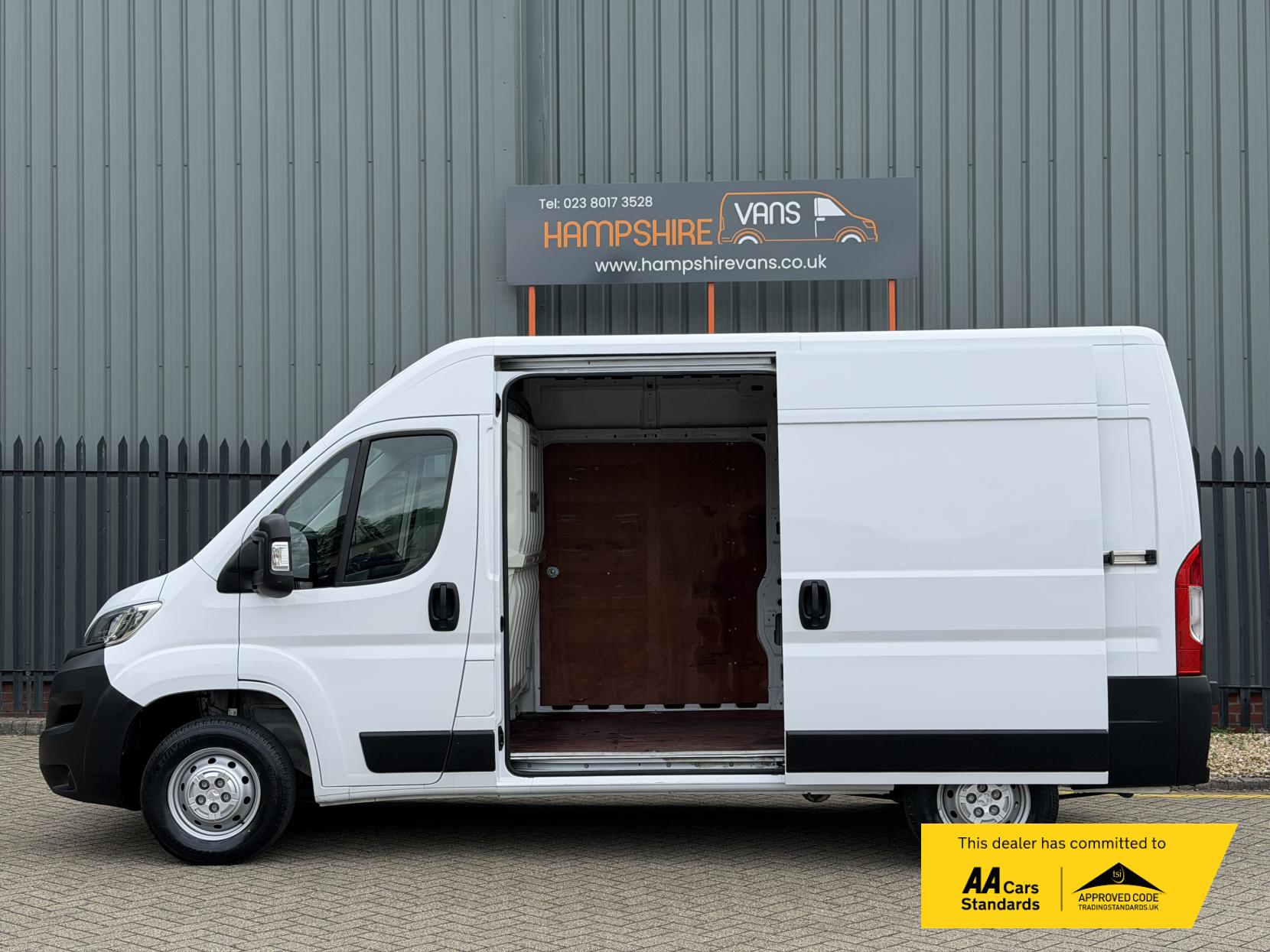 2023 Vauxhall Movano 2.2 CDTi 3500 BiTurbo Dynamic Panel Van 5dr Diesel Manual FWD L2 H2 Euro 6 (s/s) (140 ps) - Thumbnail 6