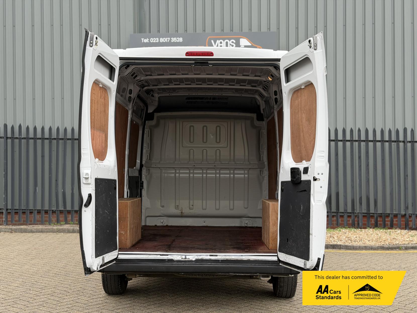 2023 Vauxhall Movano 2.2 CDTi 3500 BiTurbo Dynamic Panel Van 5dr Diesel Manual FWD L2 H2 Euro 6 (s/s) (140 ps) - Thumbnail 15