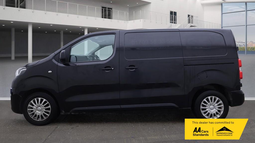 Toyota ProAce 2.0D Comfort Medium Panel Van 6dr Diesel Manual MWB Euro 6 (s/s) (120 ps)