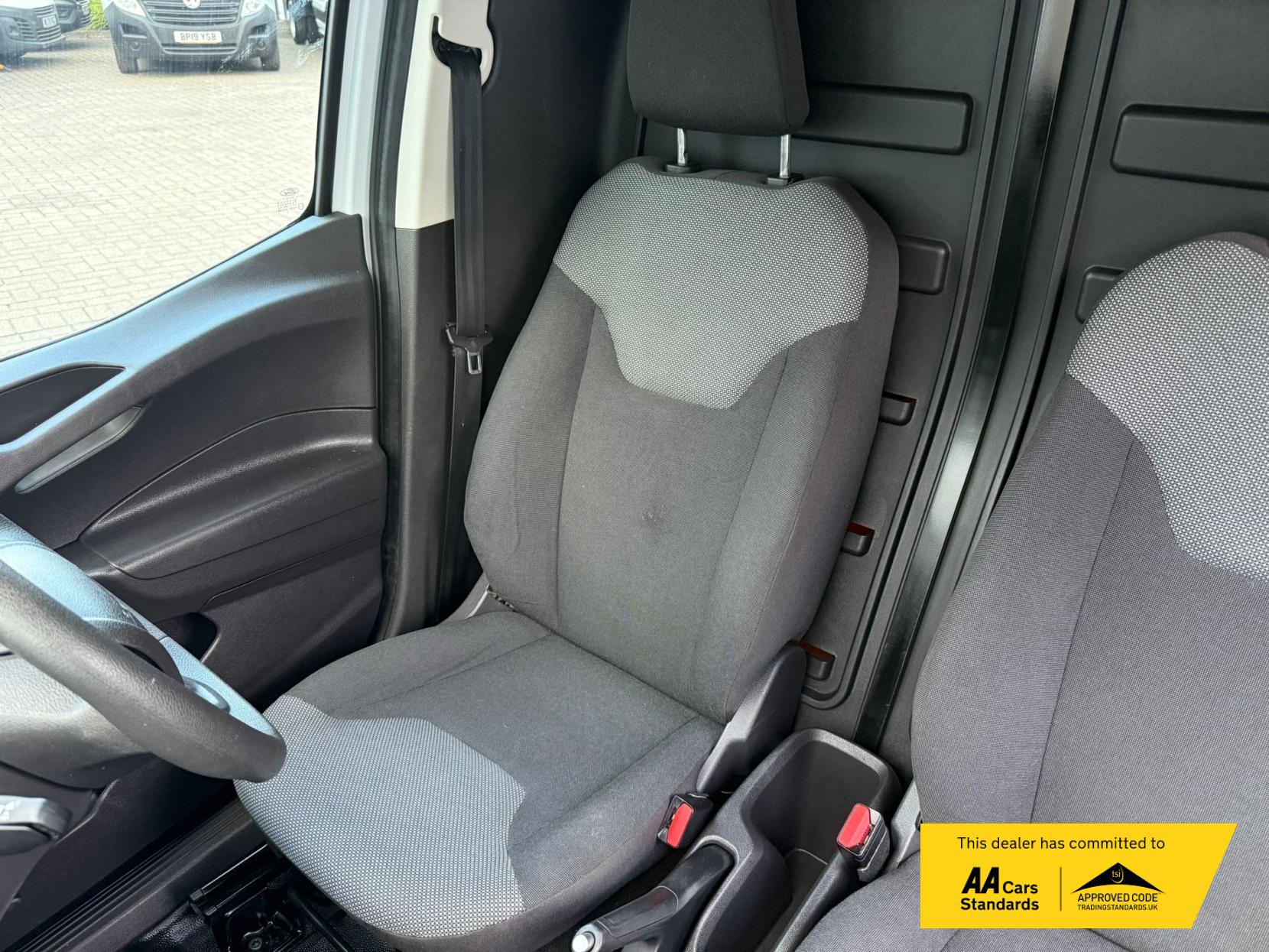 Ford Transit Courier 1.5 TDCi Panel Van 5dr Diesel Manual L1 Euro 6 (75 ps)