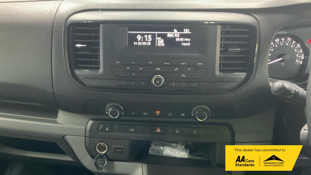 Vauxhall Vivaro 1.5 Turbo D 2900 Edition Panel Van 5dr Diesel Manual L2 H1 Euro 6 (s/s) (100 ps)