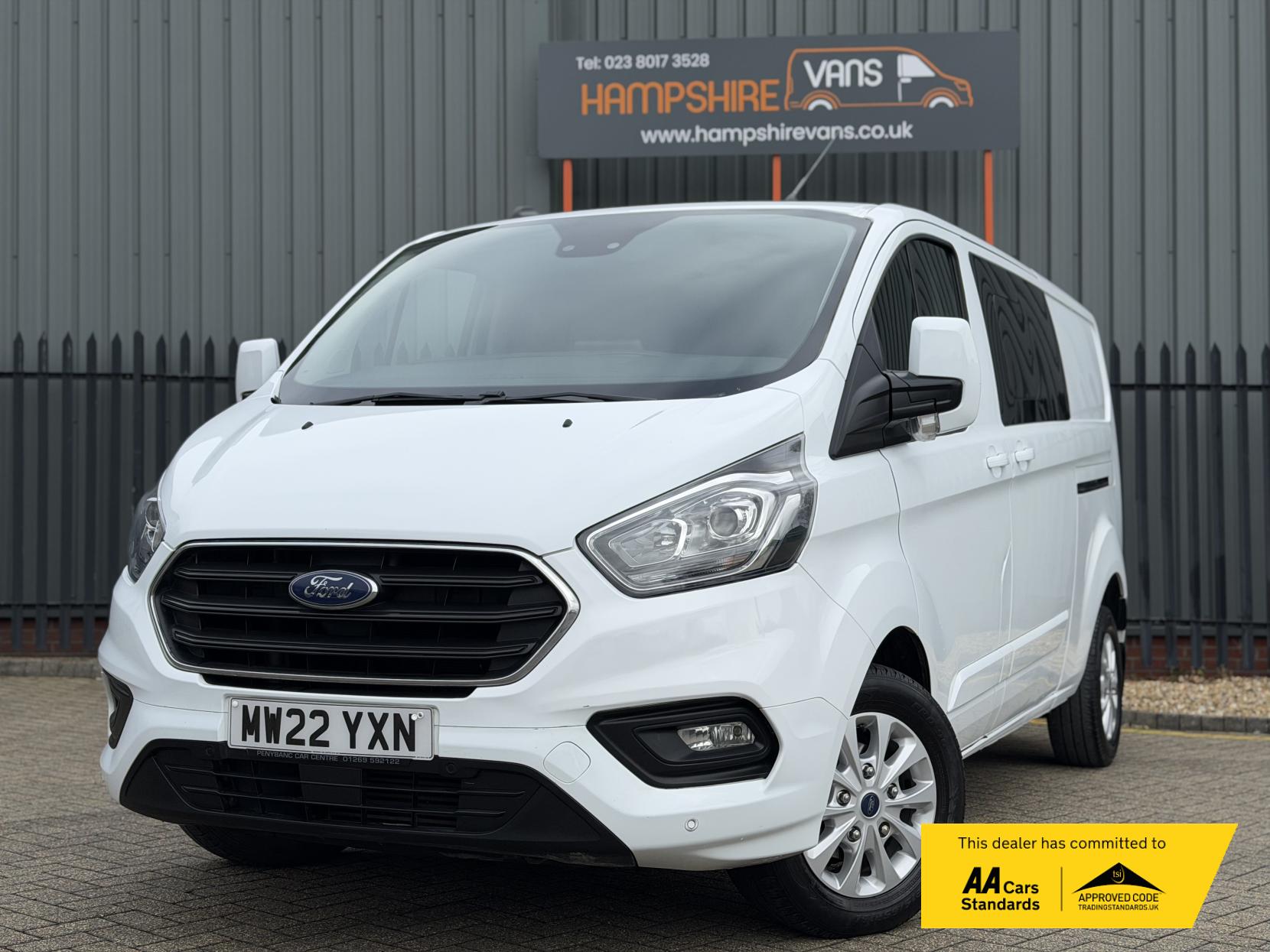 Ford Transit Custom 2.0 300 EcoBlue Limited Crew Van Double Cab 5dr Diesel Manual L2 H1 Euro 6 (s/s) (130 ps)