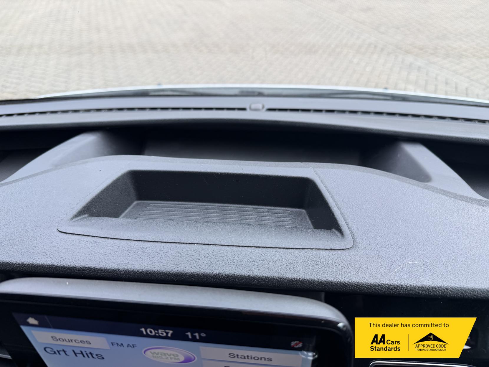 Ford Transit Custom 2.0 300 EcoBlue Limited Crew Van Double Cab 5dr Diesel Manual L2 H1 Euro 6 (s/s) (130 ps)