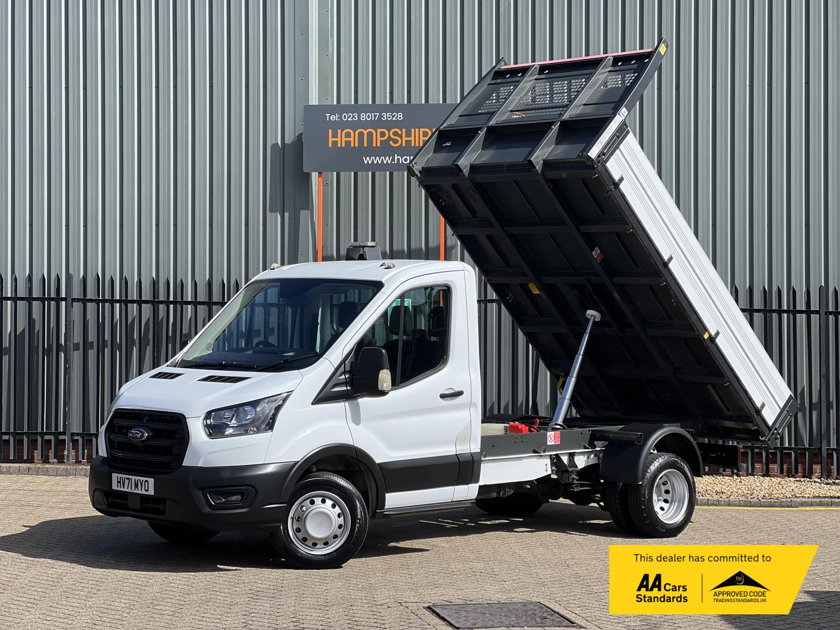 Ford Transit 2.0 350 EcoBlue HD Leader Chassis Cab 2dr Diesel Manual RWD L2 Euro 6 (s/s) (130 ps)