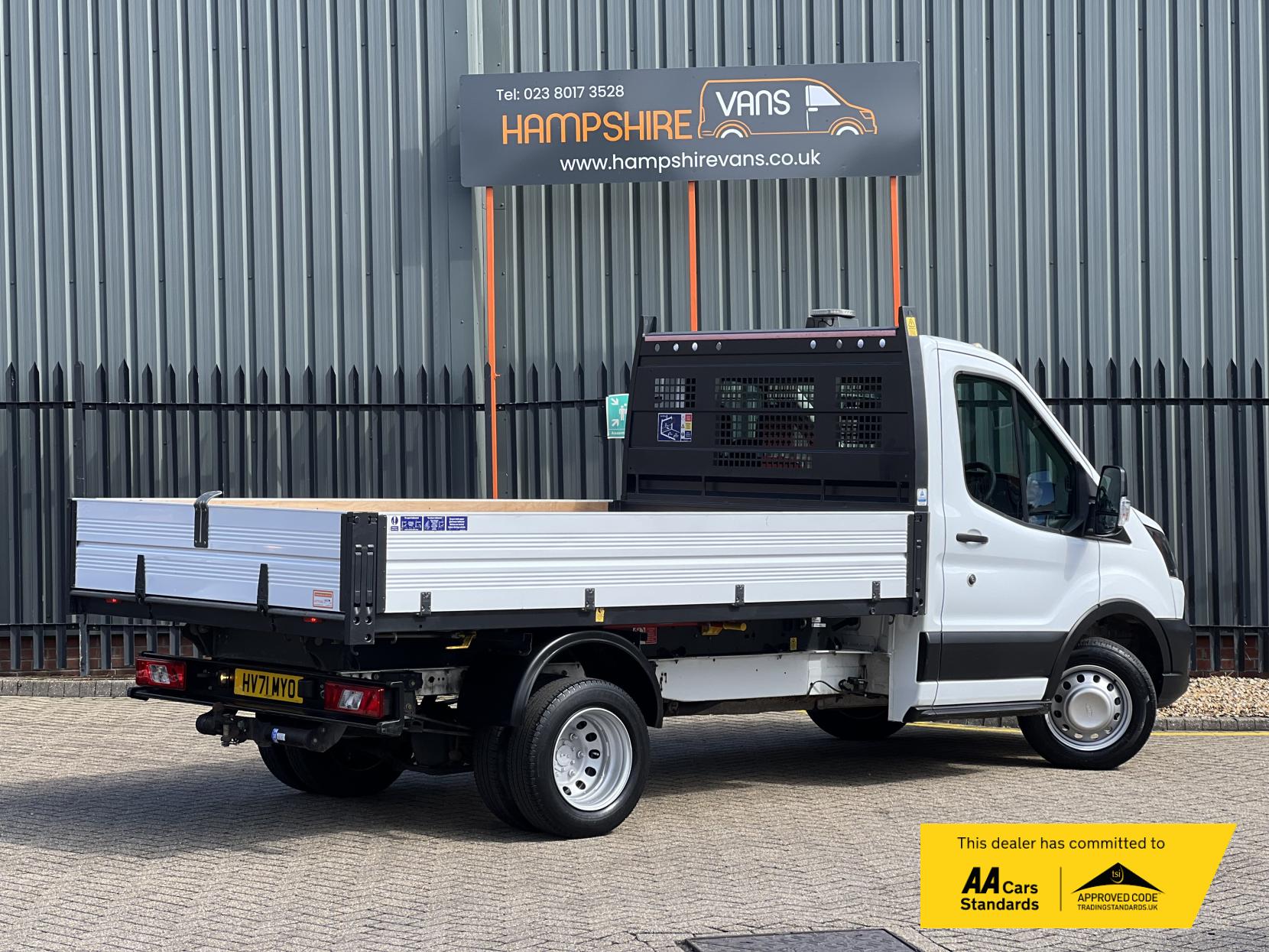 Ford Transit 2.0 350 EcoBlue HD Leader Chassis Cab 2dr Diesel Manual RWD L2 Euro 6 (s/s) (130 ps)