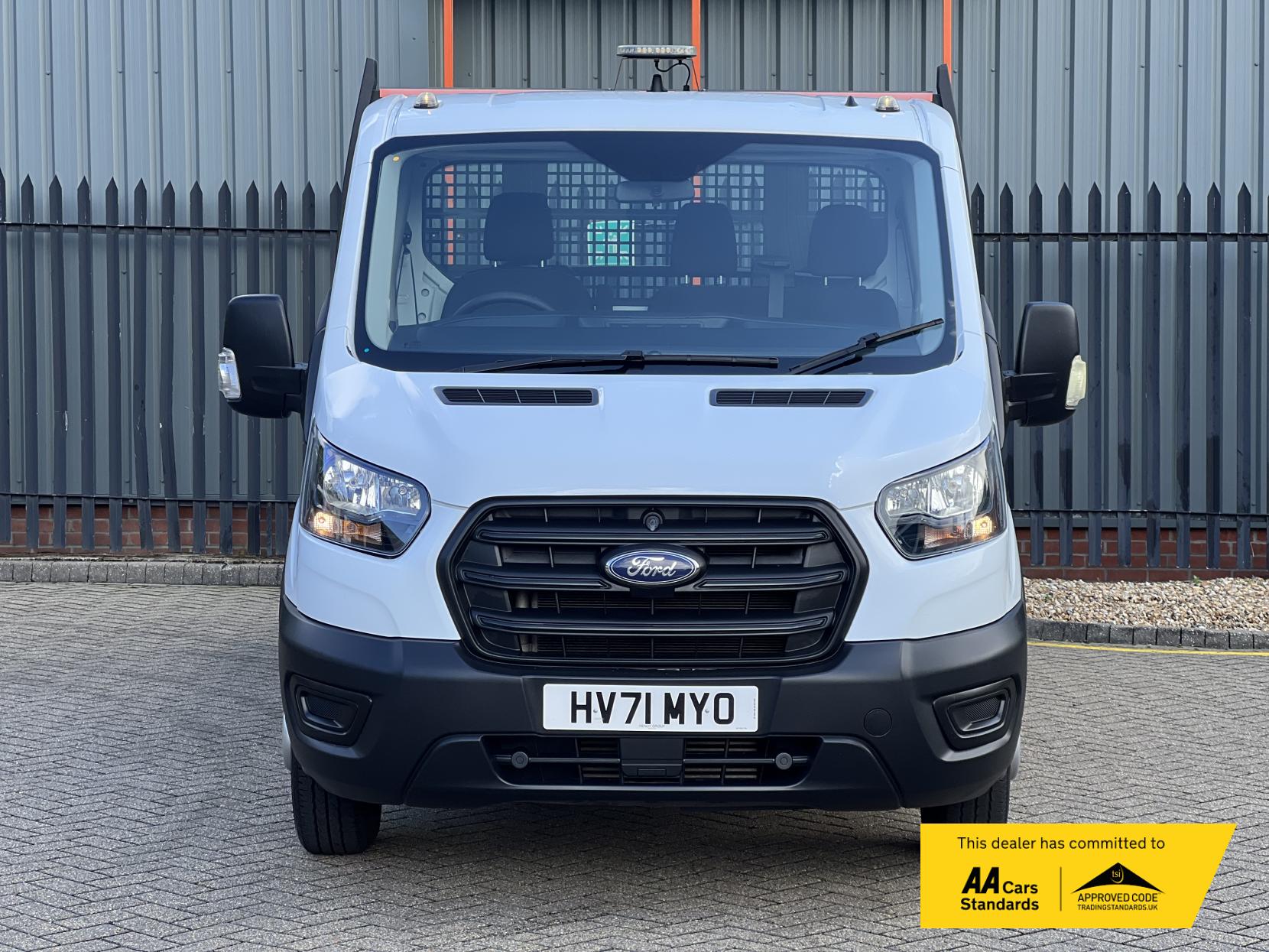 Ford Transit 2.0 350 EcoBlue HD Leader Chassis Cab 2dr Diesel Manual RWD L2 Euro 6 (s/s) (130 ps)