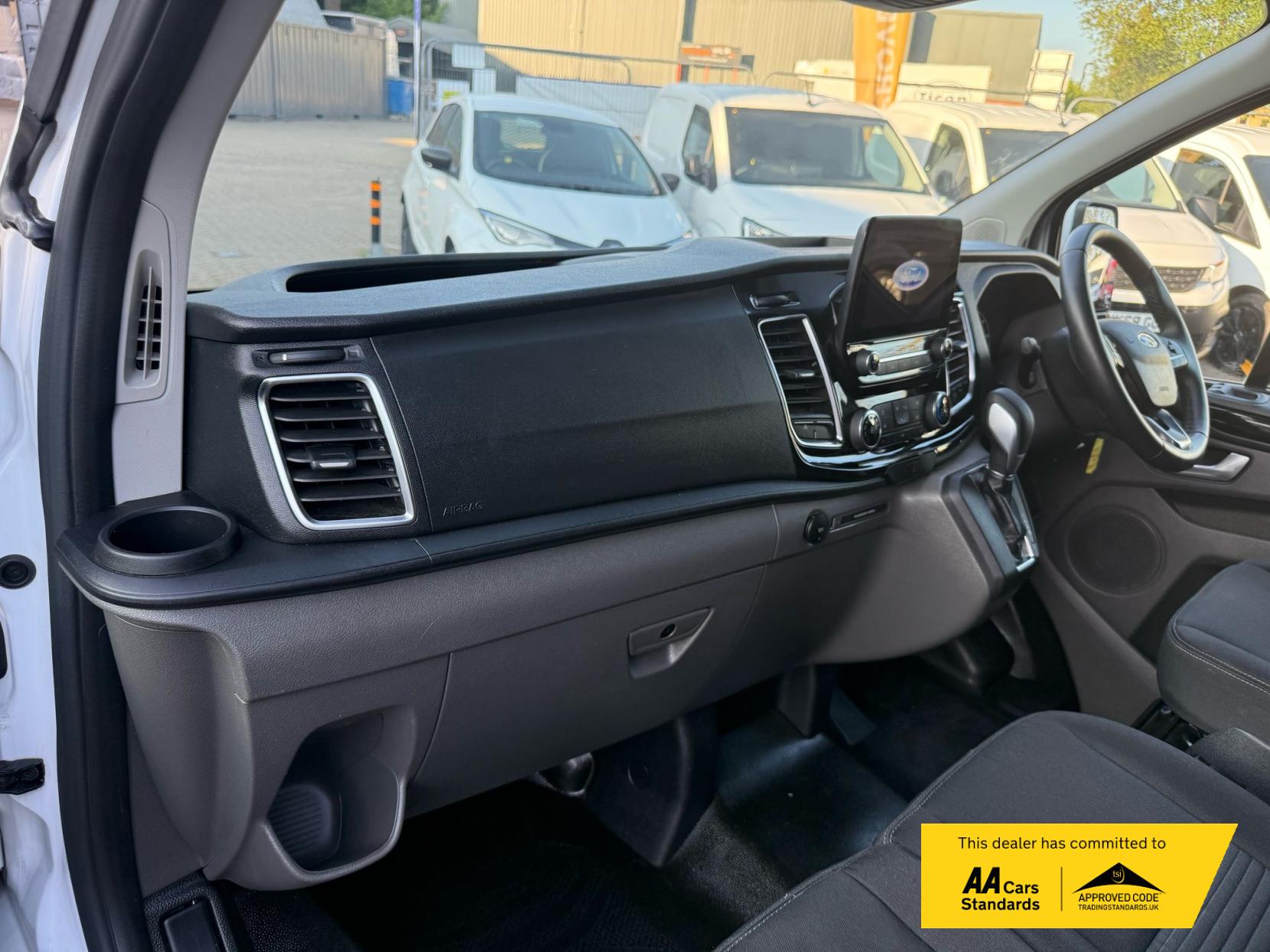 Ford Transit Custom 2.0 300 EcoBlue Limited Panel Van 5dr Diesel Auto L1 H1 Euro 6 (s/s) (130 ps)