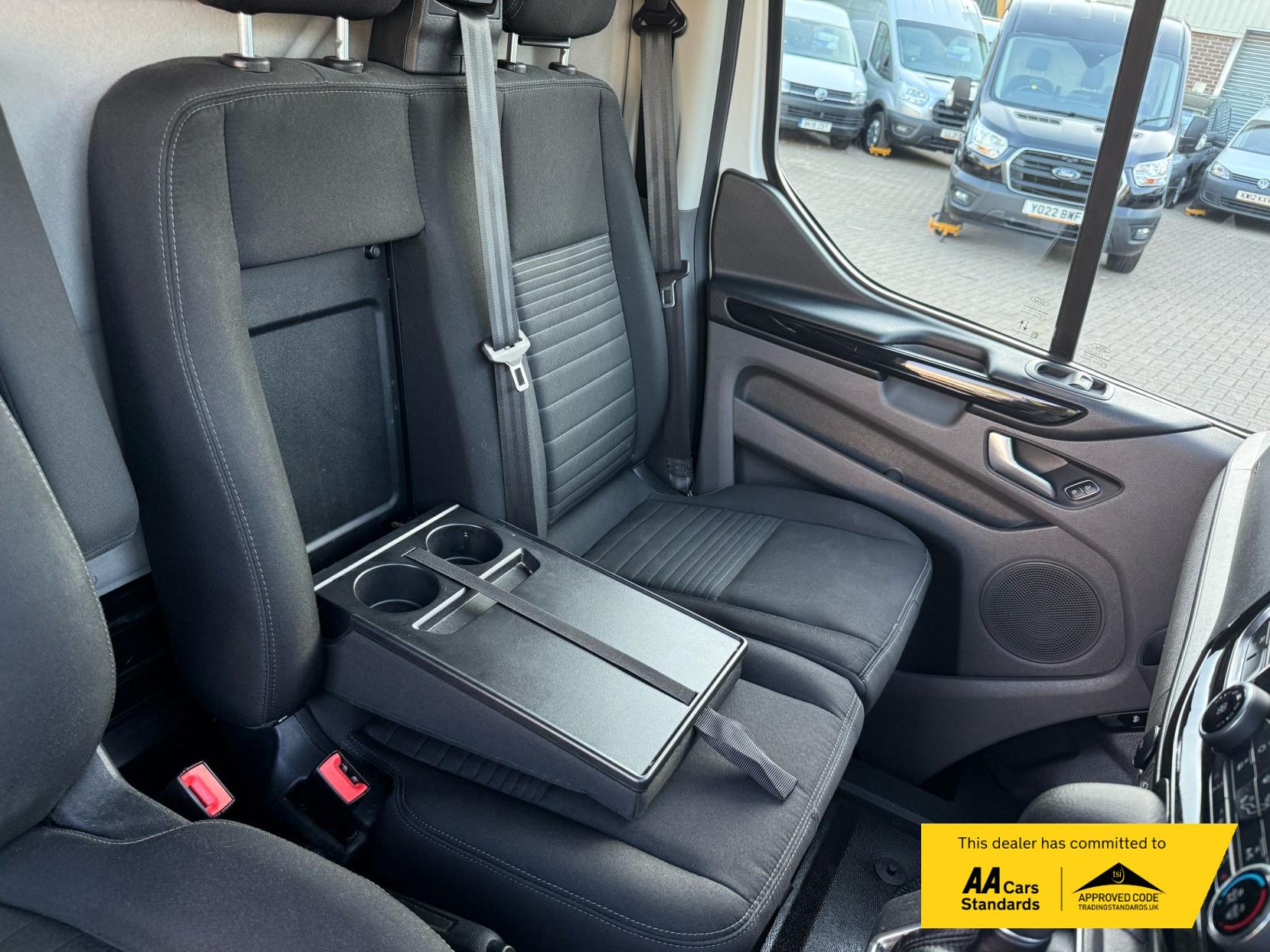 Ford Transit Custom 2.0 300 EcoBlue Limited Panel Van 5dr Diesel Auto L1 H1 Euro 6 (s/s) (130 ps)