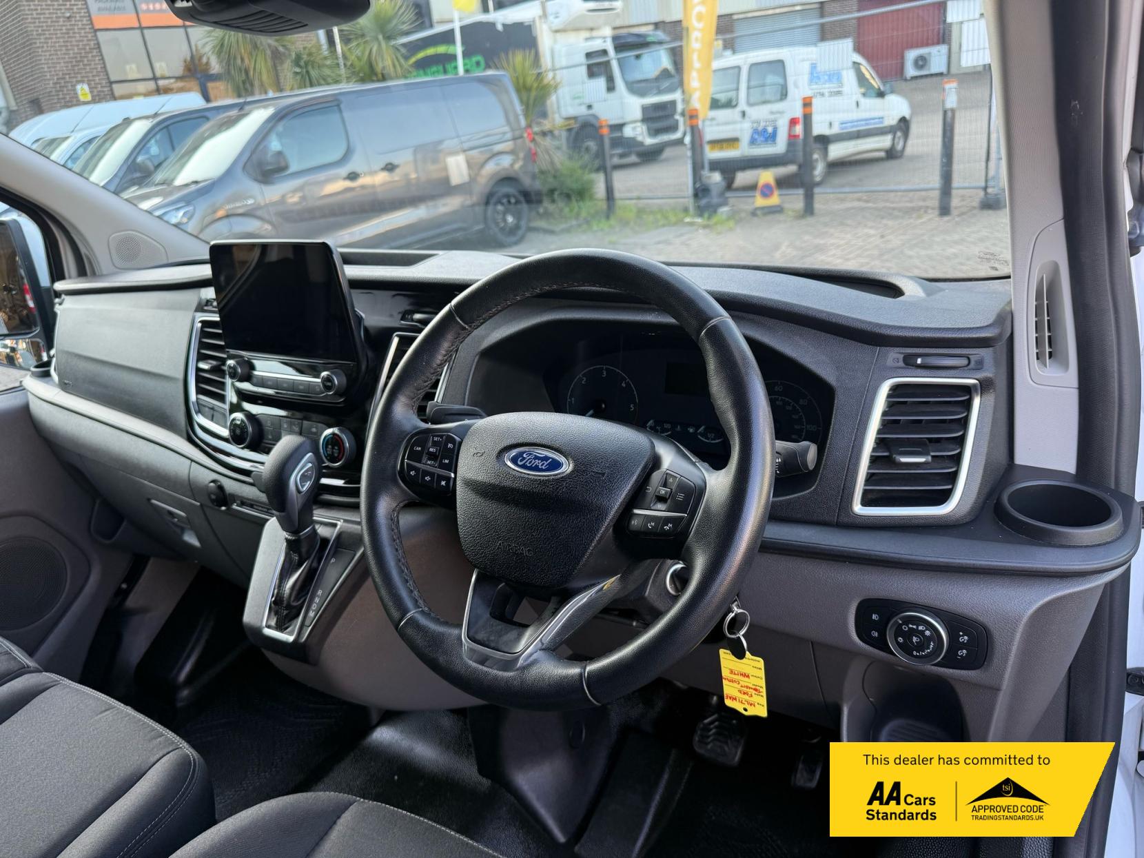 Ford Transit Custom 2.0 300 EcoBlue Limited Panel Van 5dr Diesel Auto L1 H1 Euro 6 (s/s) (130 ps)