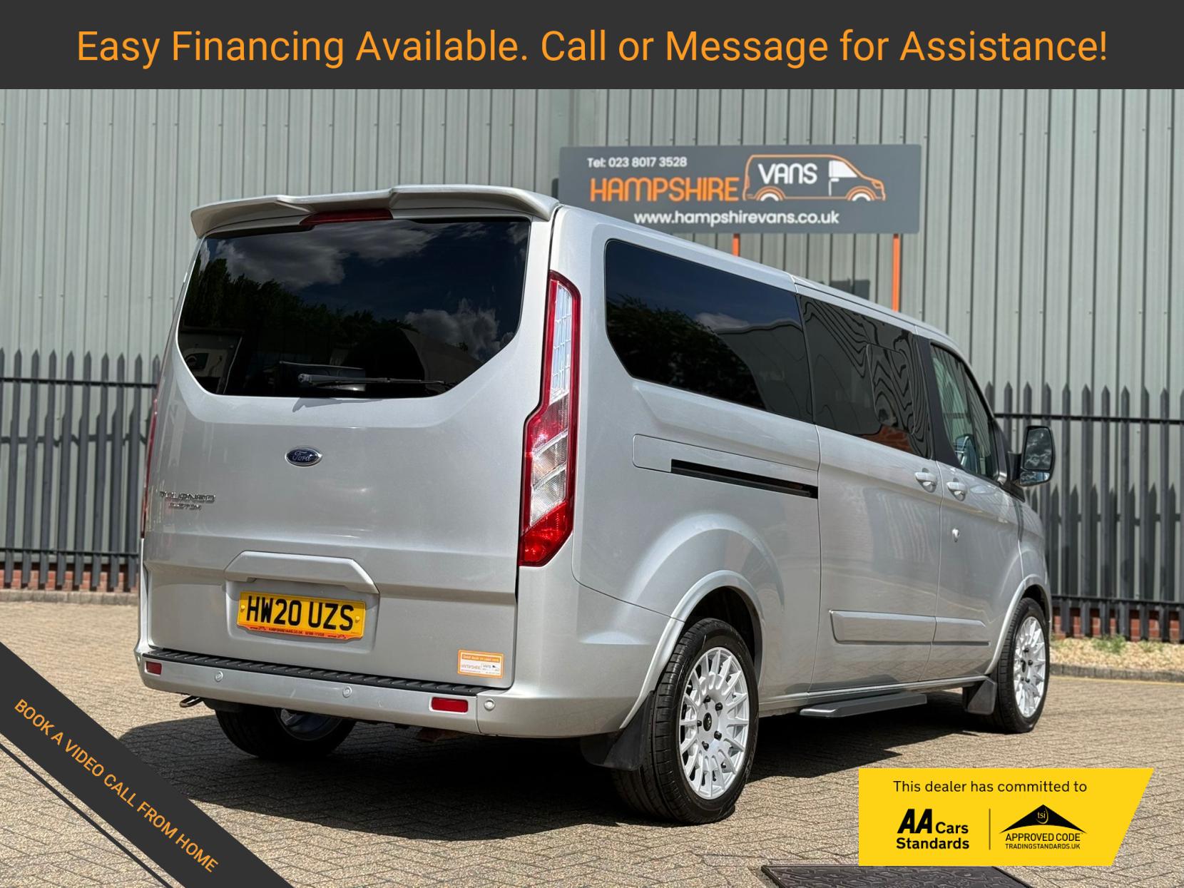 2020 Ford Tourneo Custom 2.0 320 EcoBlue Titanium Minibus Double Cab 5dr Diesel Auto L2 Euro 6 (s/s) (130 ps) - Thumbnail 3
