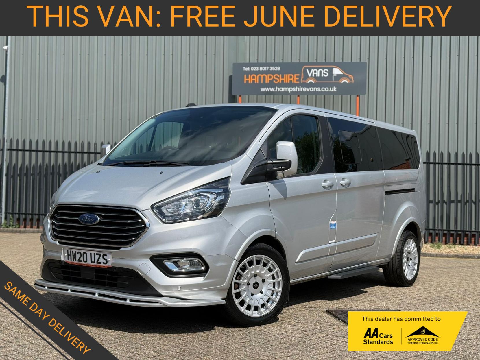 2020 Ford Tourneo Custom 2.0 320 EcoBlue Titanium Minibus Double Cab 5dr Diesel Auto L2 Euro 6 (s/s) (130 ps) - Thumbnail 2
