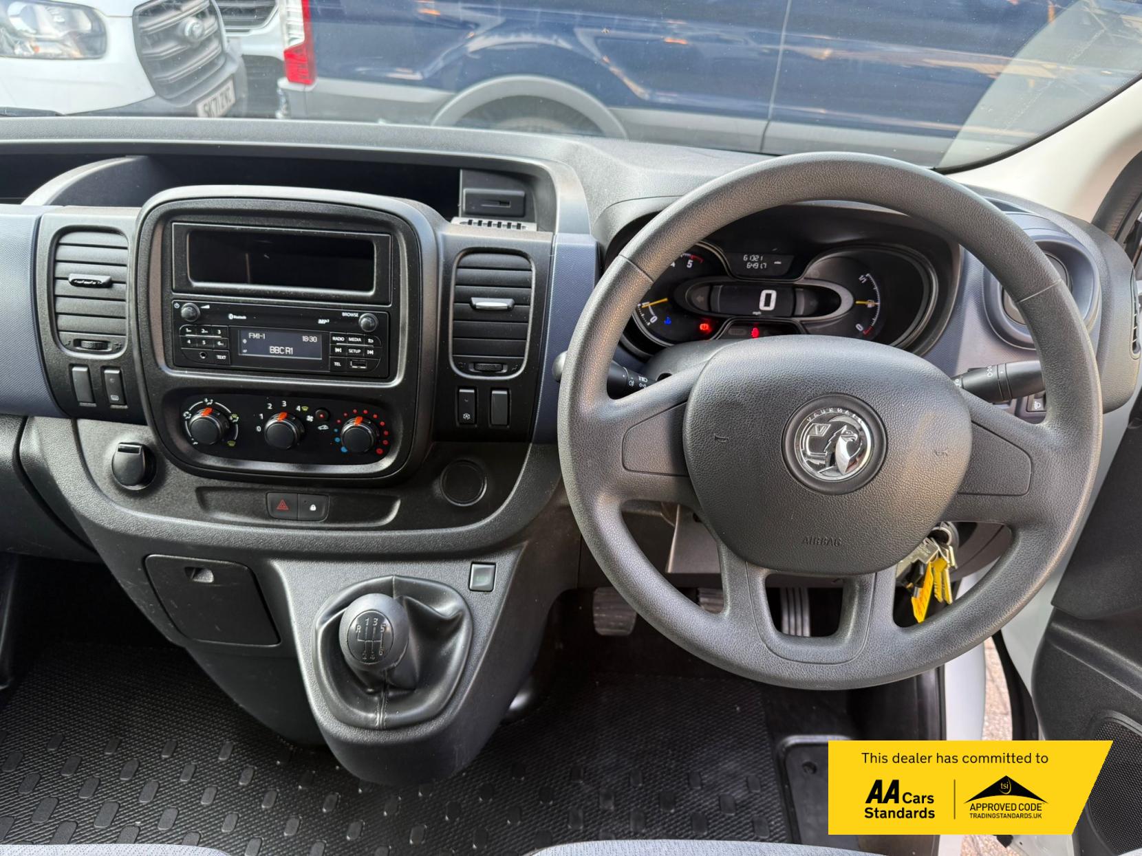 Vauxhall Vivaro 1.6 CDTi 2900 BiTurbo ecoFLEX Panel Van 5dr Diesel Manual L1 H1 Euro 5 (s/s) (120 ps)