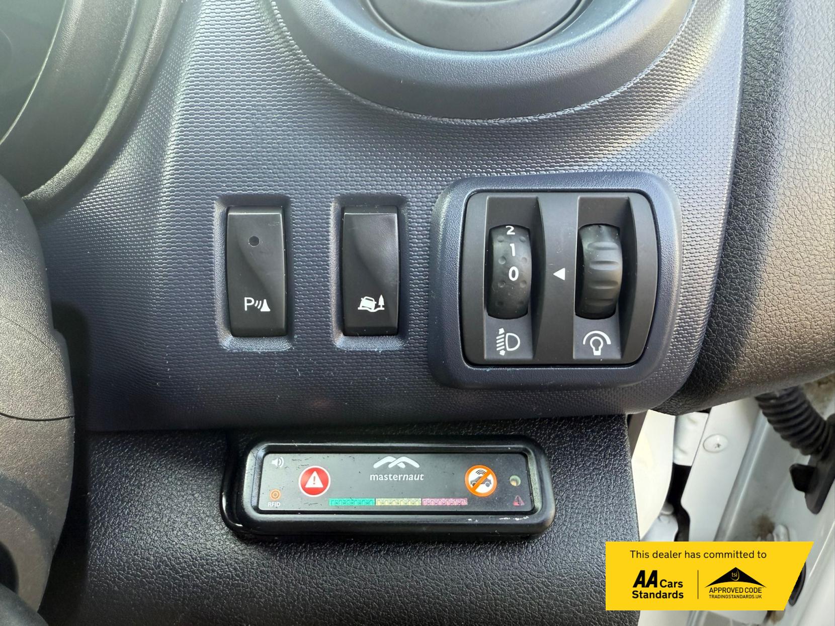 Vauxhall Vivaro 1.6 CDTi 2900 BiTurbo ecoFLEX Panel Van 5dr Diesel Manual L1 H1 Euro 5 (s/s) (120 ps)