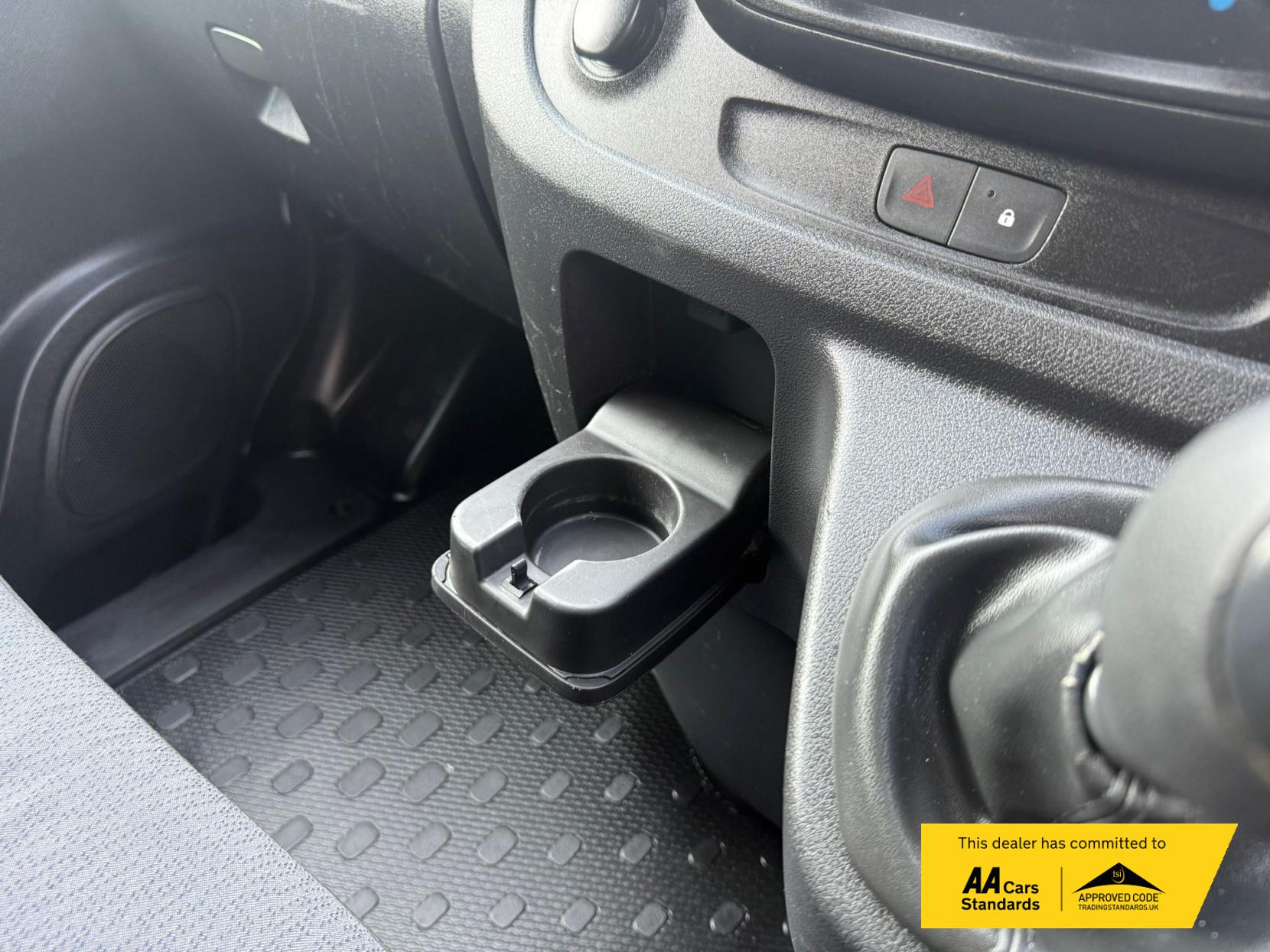 Vauxhall Vivaro 1.6 CDTi 2900 BiTurbo ecoFLEX Panel Van 5dr Diesel Manual L1 H1 Euro 5 (s/s) (120 ps)