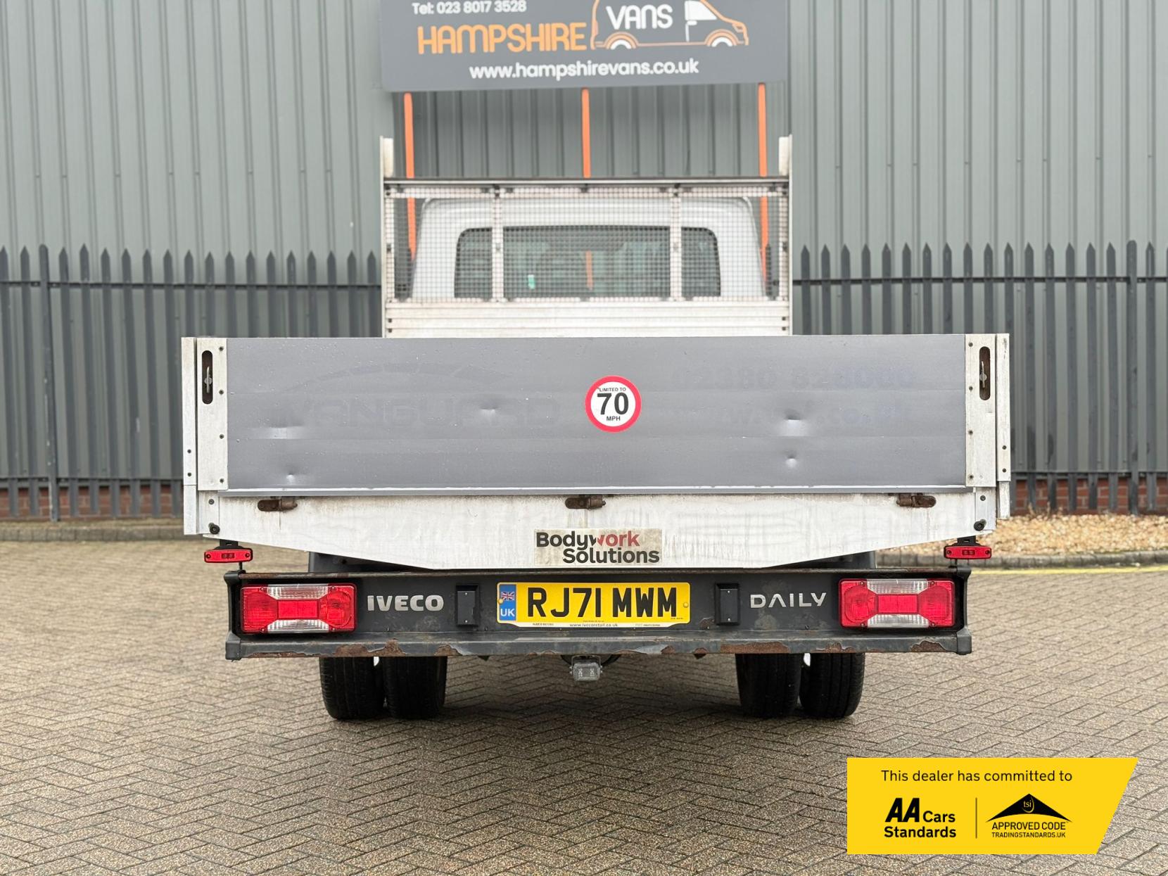 Iveco Daily 2.3D HPI 14V 35C 3450 Tipper 2dr Diesel Manual L2 Euro 6 (s/s) (DRW) (136 ps)