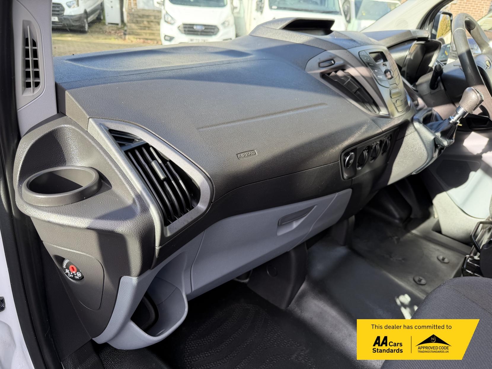 Ford Transit Custom 2.0 TDCi 310 Panel Van 5dr Diesel Manual L1 H1 (163 g/km, 104 bhp)