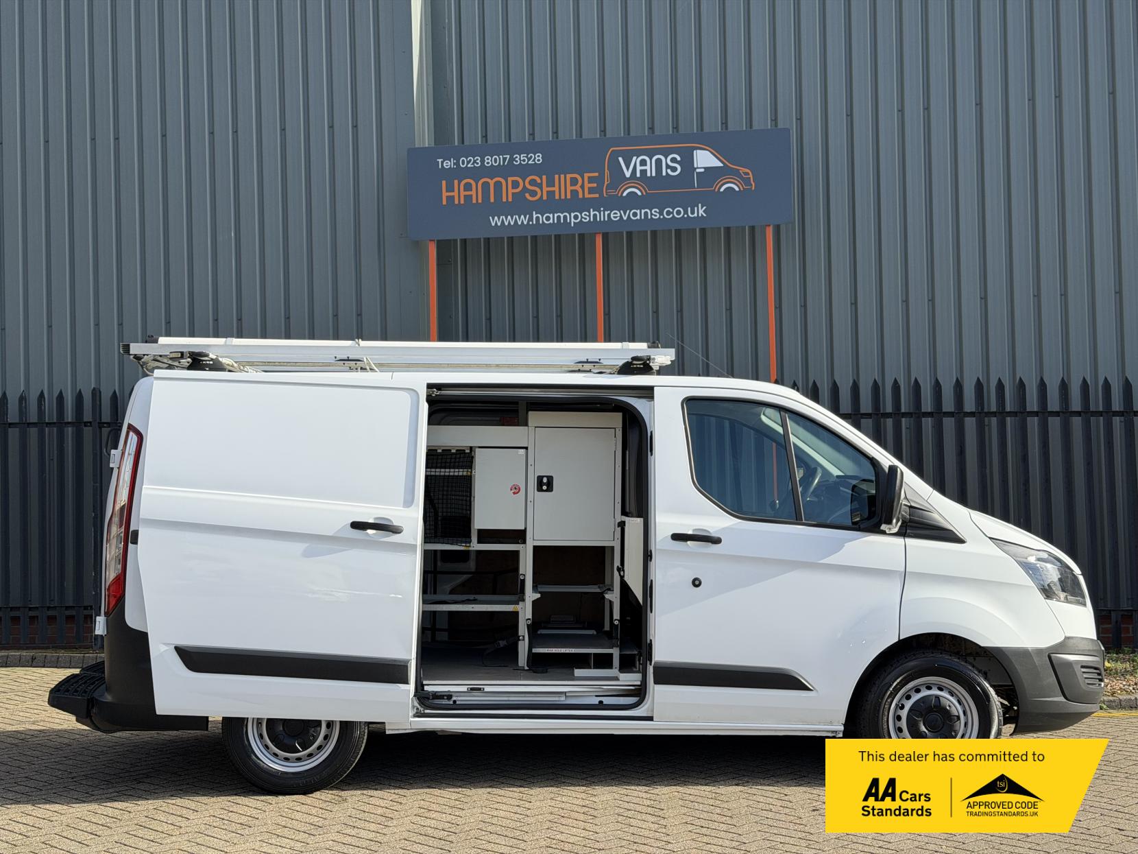 Ford Transit Custom 2.0 TDCi 310 Panel Van 5dr Diesel Manual L1 H1 (163 g/km, 104 bhp)