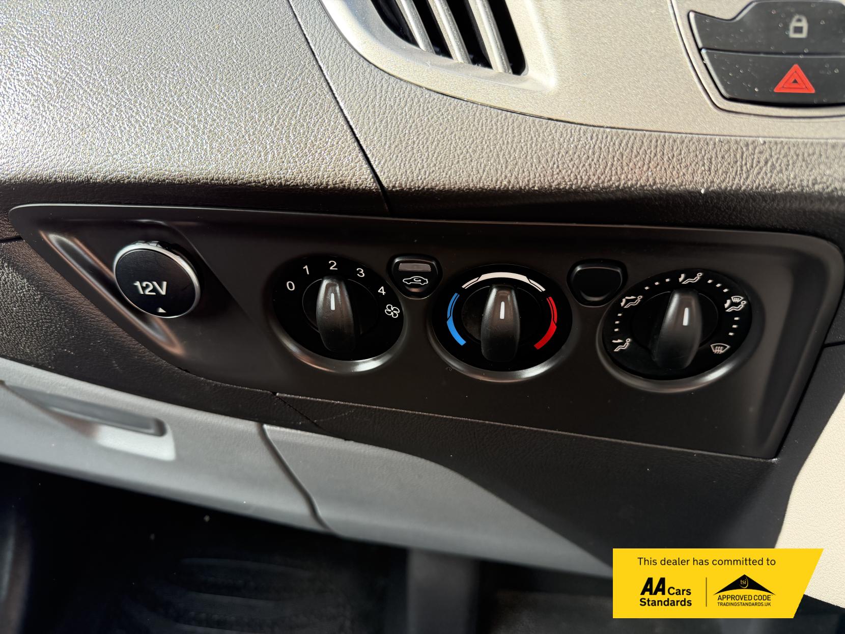 Ford Transit Custom 2.0 TDCi 310 Panel Van 5dr Diesel Manual L1 H1 (163 g/km, 104 bhp)