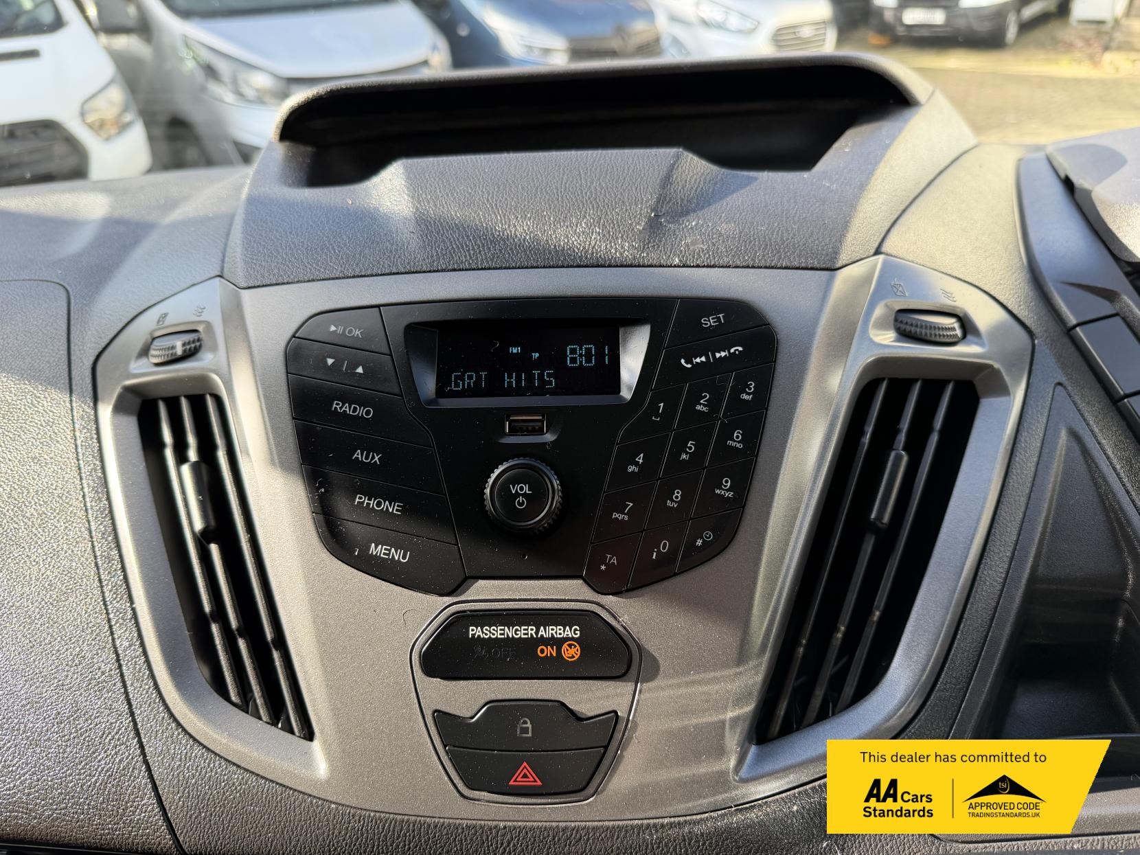 Ford Transit Custom 2.0 TDCi 310 Panel Van 5dr Diesel Manual L1 H1 (163 g/km, 104 bhp)