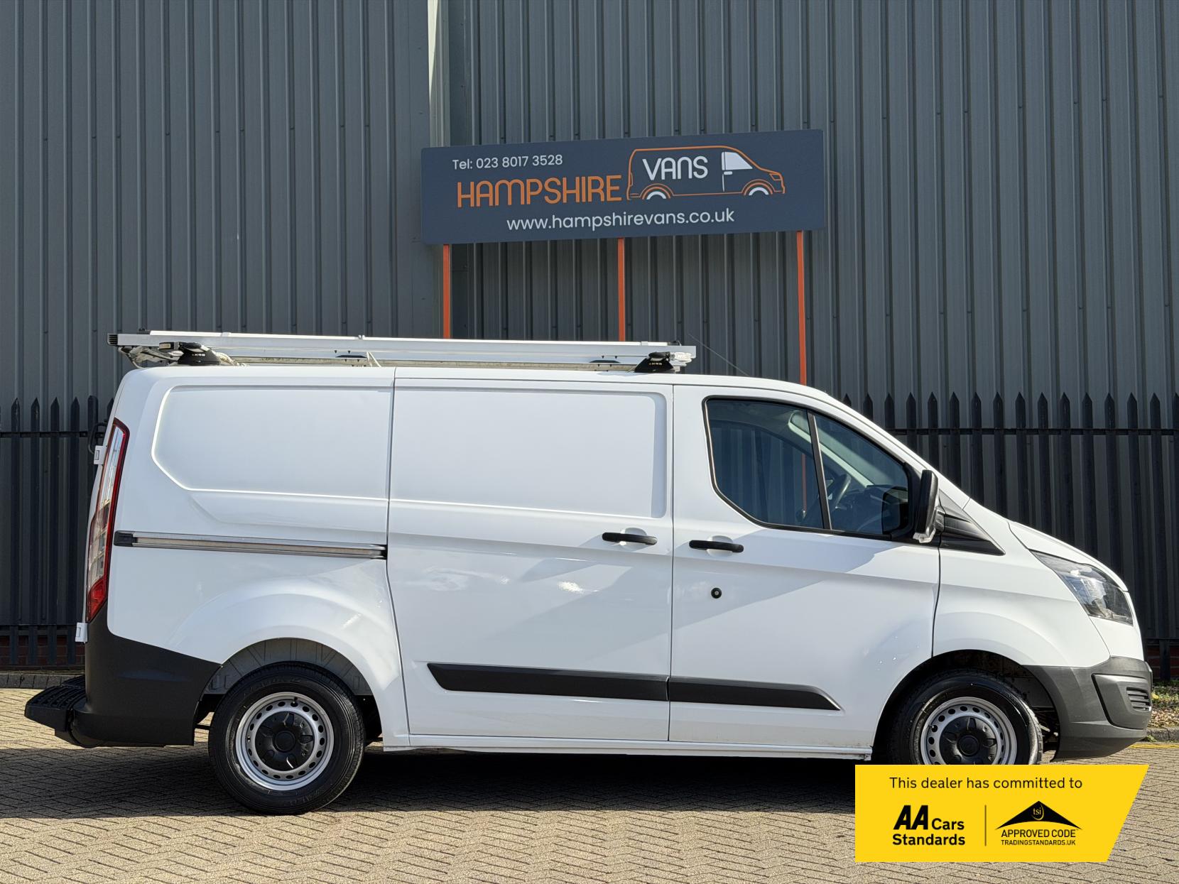 Ford Transit Custom 2.0 TDCi 310 Panel Van 5dr Diesel Manual L1 H1 (163 g/km, 104 bhp)