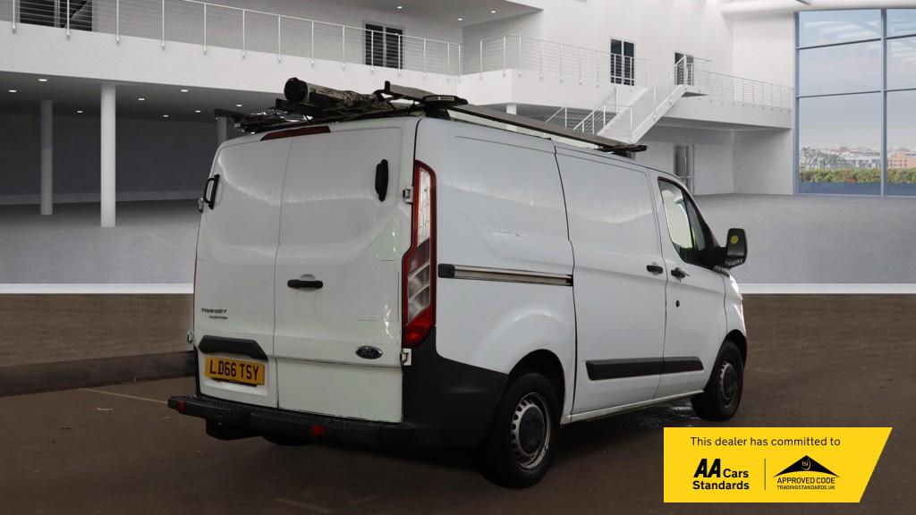 Ford Transit Custom 2.0 TDCi 310 Panel Van 5dr Diesel Manual L1 H1 (163 g/km, 104 bhp)