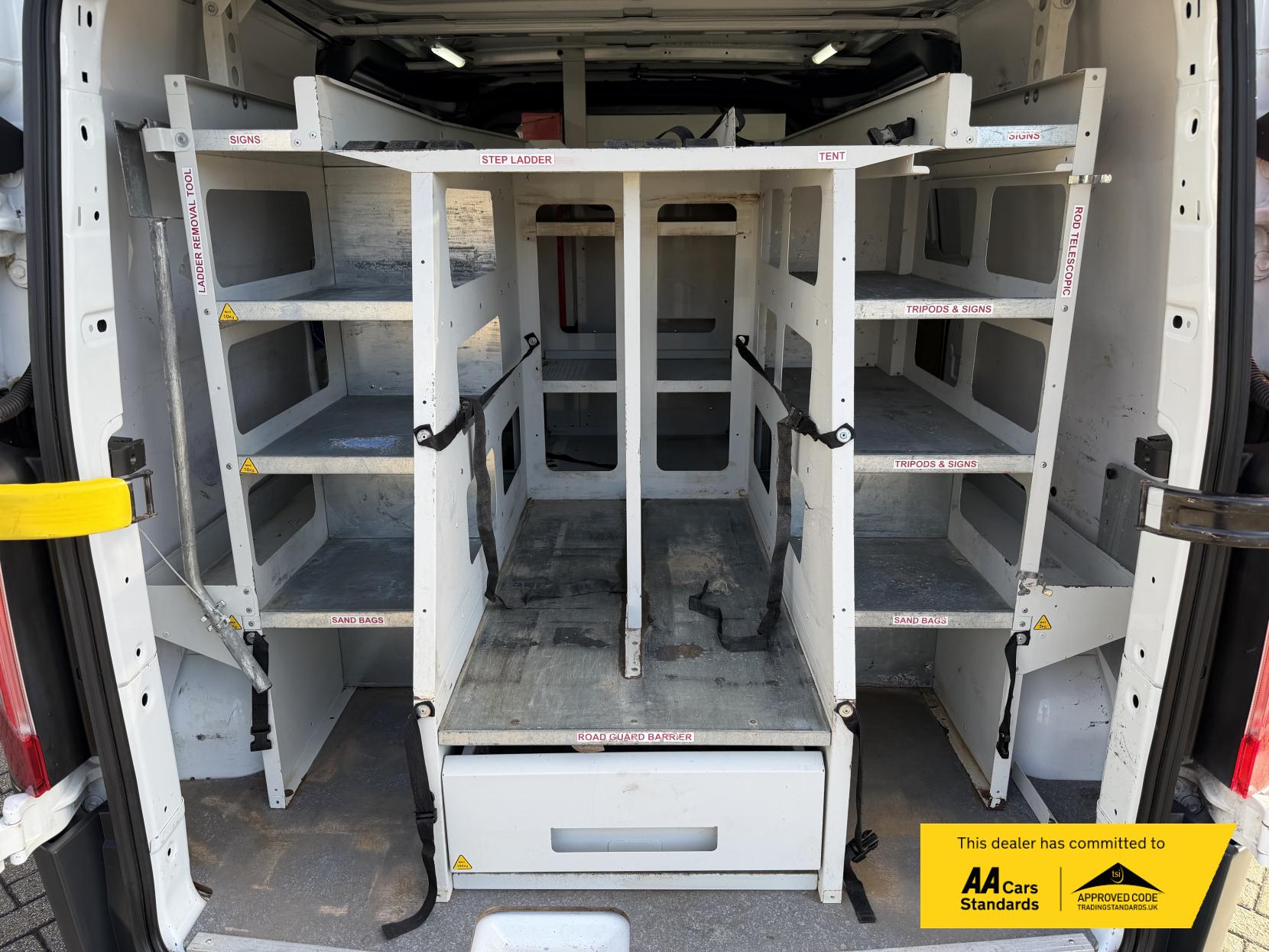 Ford Transit Custom 2.0 TDCi 310 Panel Van 5dr Diesel Manual L1 H1 (163 g/km, 104 bhp)