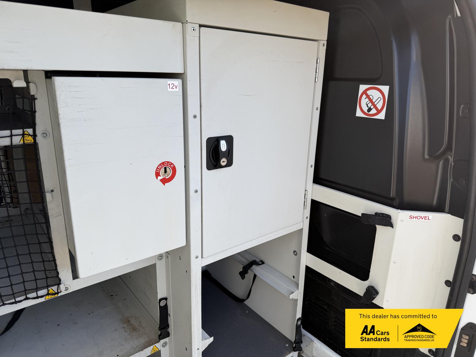 Ford Transit Custom 2.0 TDCi 310 Panel Van 5dr Diesel Manual L1 H1 (163 g/km, 104 bhp)