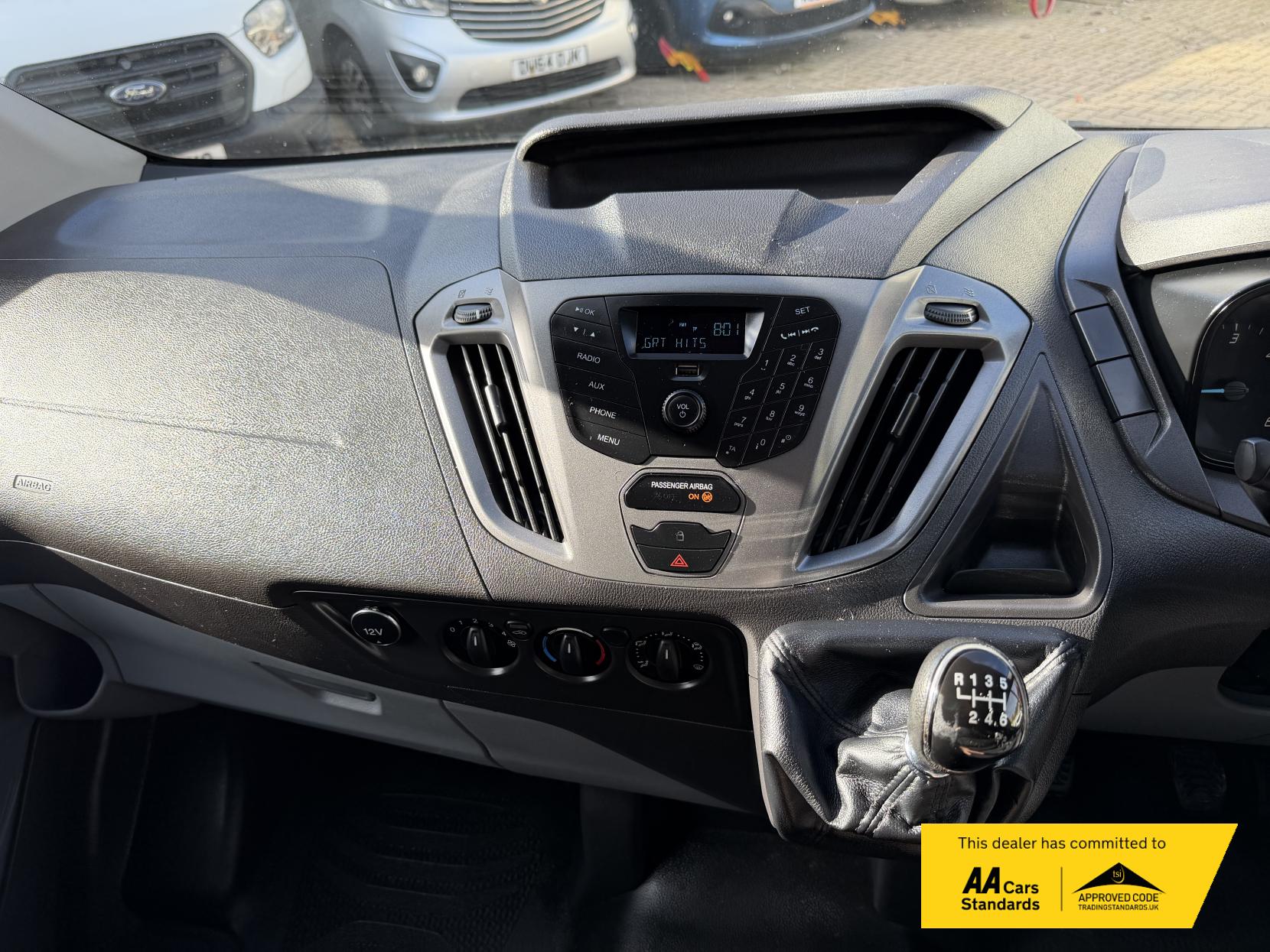 Ford Transit Custom 2.0 TDCi 310 Panel Van 5dr Diesel Manual L1 H1 (163 g/km, 104 bhp)