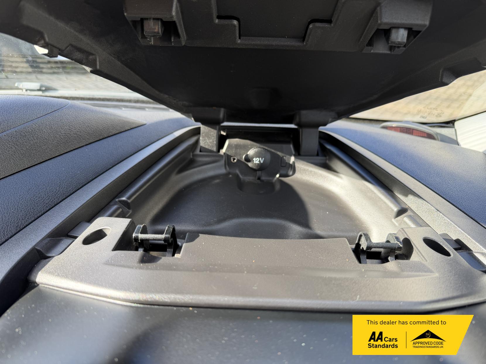 Ford Transit Custom 2.0 TDCi 310 Panel Van 5dr Diesel Manual L1 H1 (163 g/km, 104 bhp)