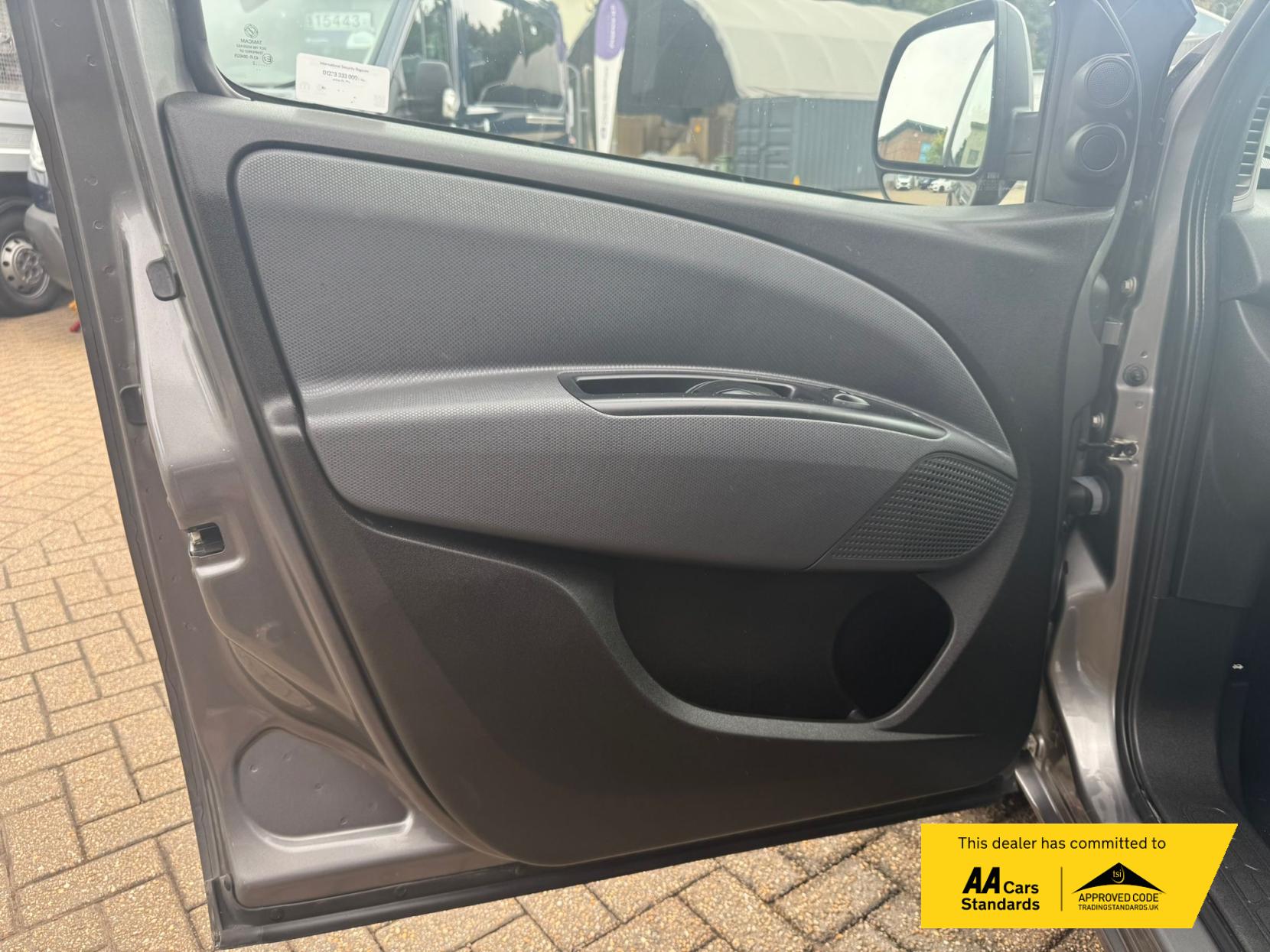 Fiat Doblo 1.6 MultijetII Tecnico Panel Van 4dr Diesel Manual L1 H1 Euro 6 (s/s) (90 bhp)