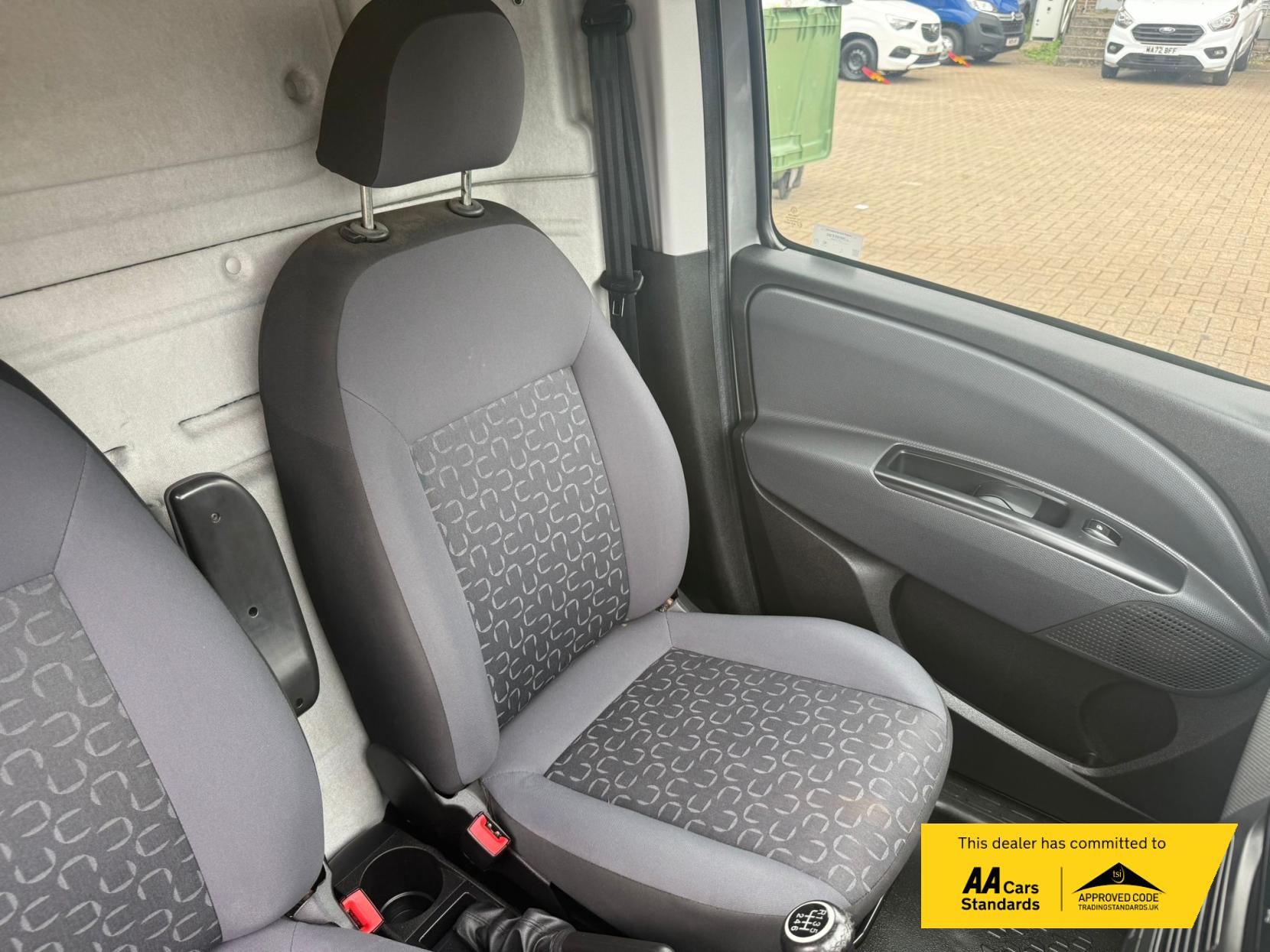 Fiat Doblo 1.6 MultijetII Tecnico Panel Van 4dr Diesel Manual L1 H1 Euro 6 (s/s) (90 bhp)
