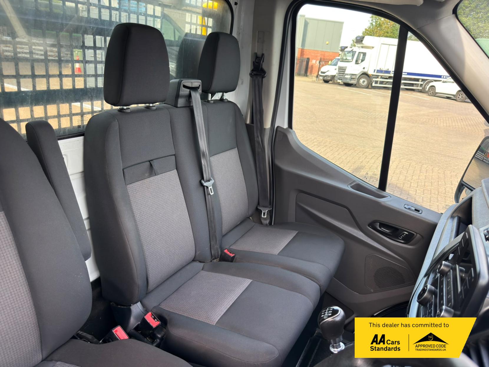 2023 Ford Transit - Thumbnail 39