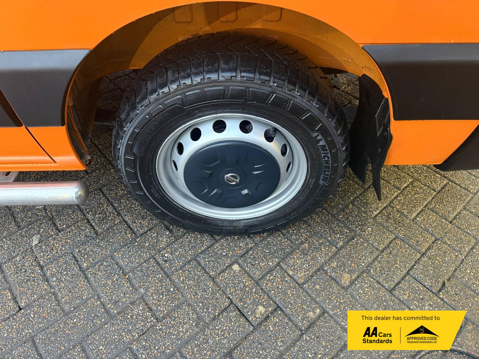 Nissan NV400 2.3 dCi 33 Tekna Panel Van 5dr Diesel Manual FWD L1 H1 Euro 6 (135 ps)