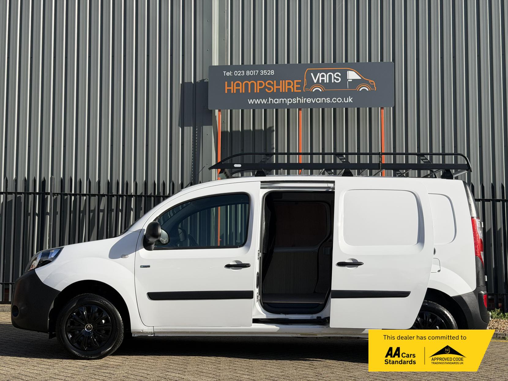 Renault Kangoo Maxi ZE LL21 33kWh Business Panel Van 4dr Electric Auto L3 H1 (i) (60 ps)